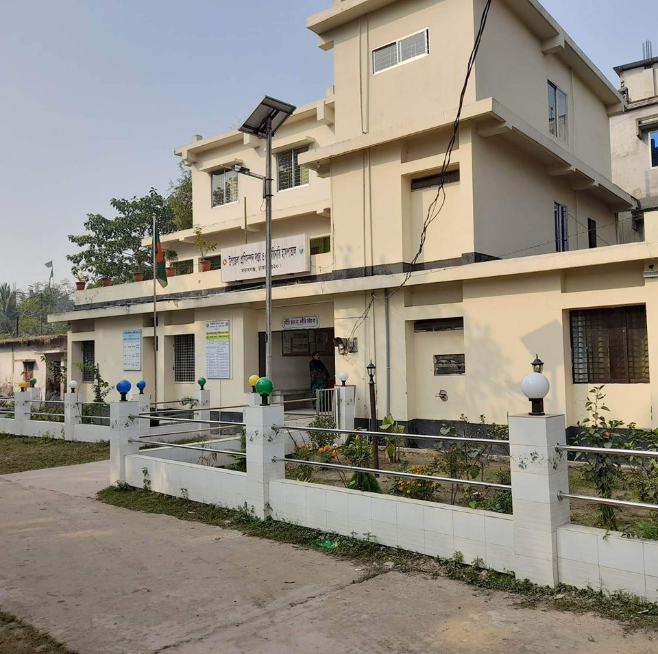 উপজেলা প্রাণিসম্পদ দপ্তর ও ভেটেরিনারি হাসপাতাল, নবাবগঞ্জ, ঢাকা-এর অফিস ভবন