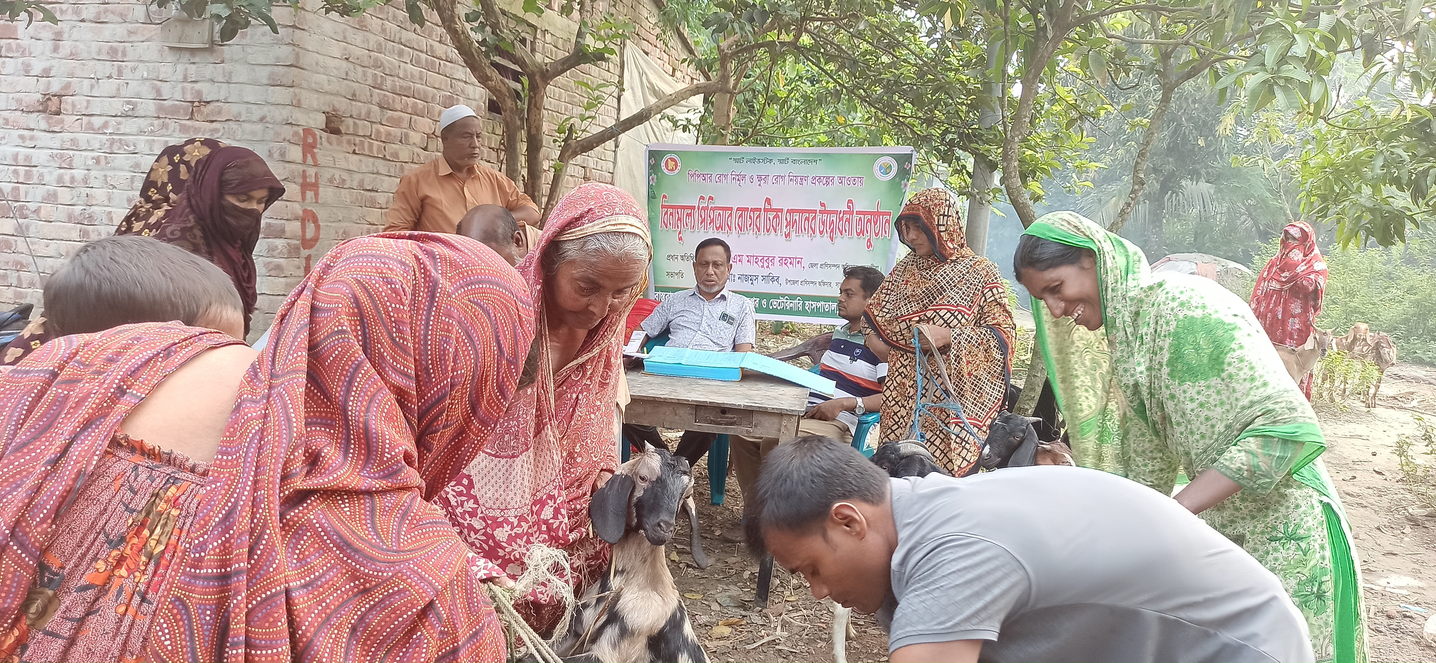 আলিপুর ইউনিয়নে পিপিআর ভ্যাকসিনেশন প্রোগ্রামে