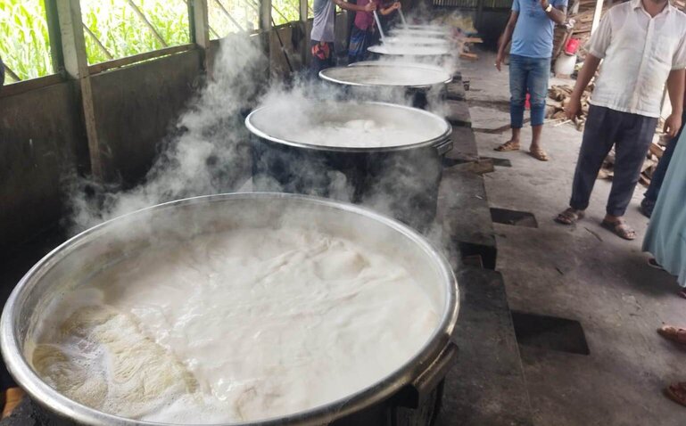 ব্যানার ৩