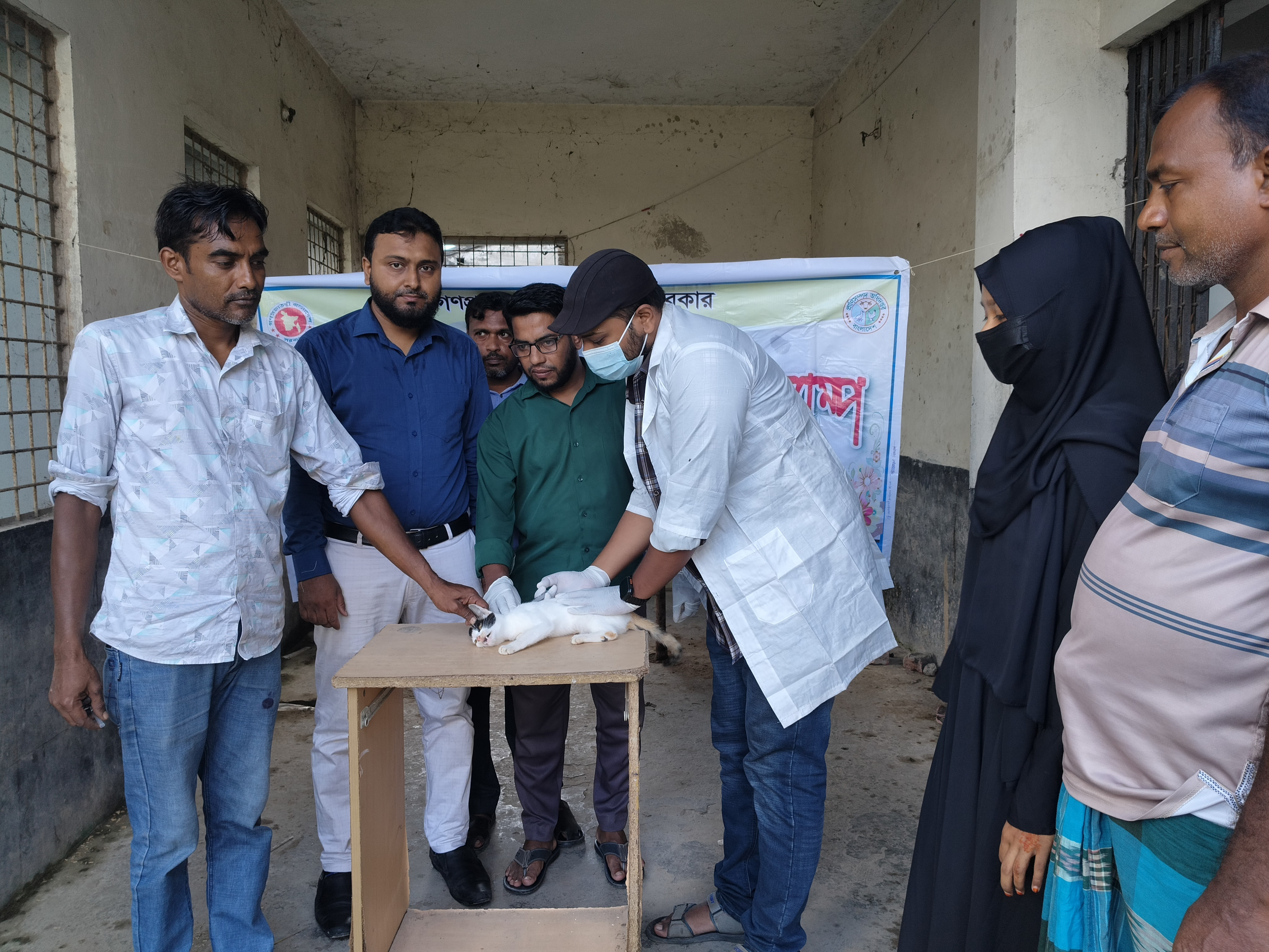 উপজেলা প্রাণিসম্পদ দপ্তর ও ভেটেরিনারি হাসপাতাল ,তালা, সাতক্ষীরা।