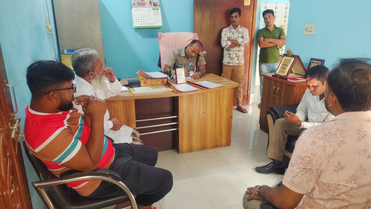 অদ্য ২৮/১০/২০২৫ ইং তারিখে মাদকদ্রব্য নিয়ন্ত্রণ অধিদপ্তর, জেলা কার্যালয়, চুয়াডাঙ্গা সহকারী পরিচালক মহোদয় ‘প্রত্যয়’ মাদকাসক্ত নিরাময় কেন্দ্রে পরিদর্শন করেন