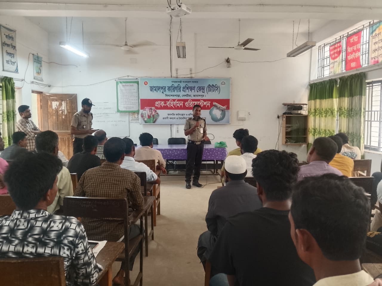 মাদকবিরোধী ক্লাস/সেশন পরিচালনা