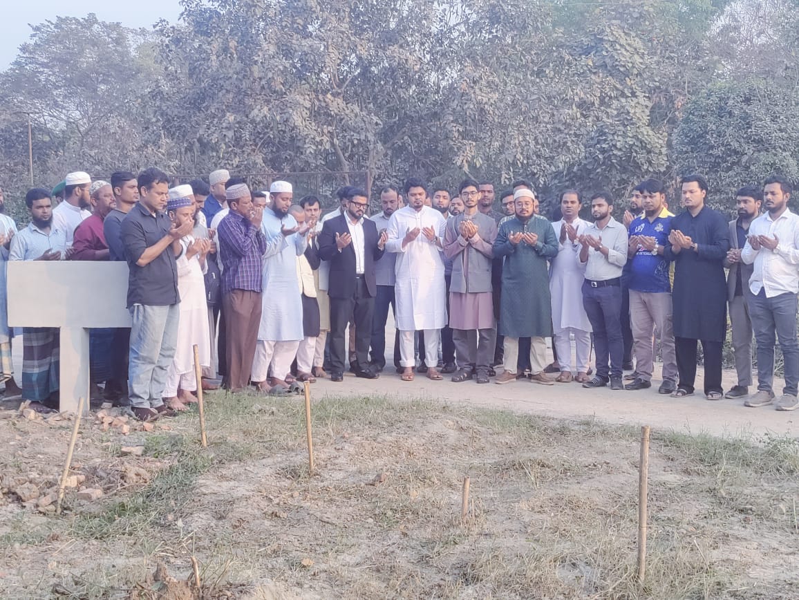 জুলাই গণ-অভ্যুত্থানে শহীদদের গণকবর জিয়ারত-২