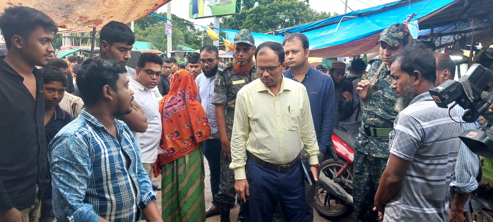 বাজার অভিযান
