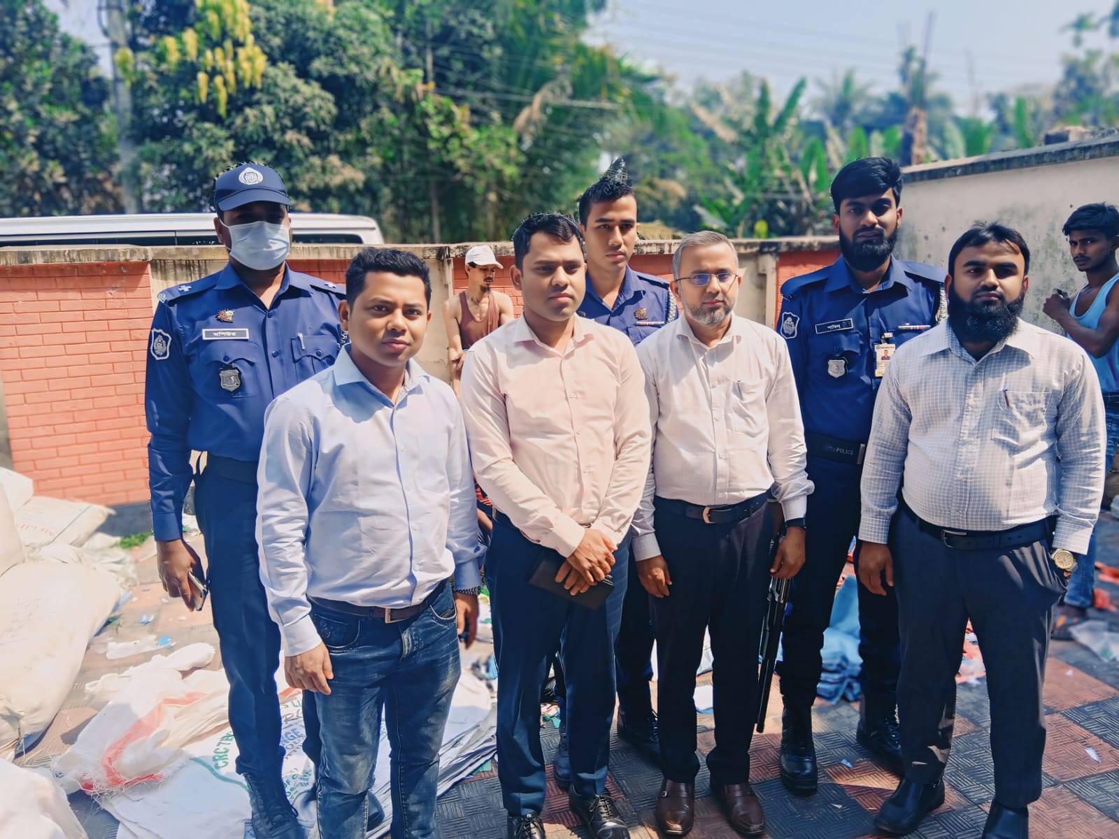 পরিবেশ অধিদপ্তর, ভোলা জেলা কার্যালয় কর্তৃক মোবাইল কোর্ট ও এনফোর্সমেন্ট অভিযানে জব্দকৃত নিষিদ্ধ ঘোষিত পলিথিন শপিং ব্যাগ নিলামে বিক্রয় পূর্বক সরকারী কোষাগারে জমা।