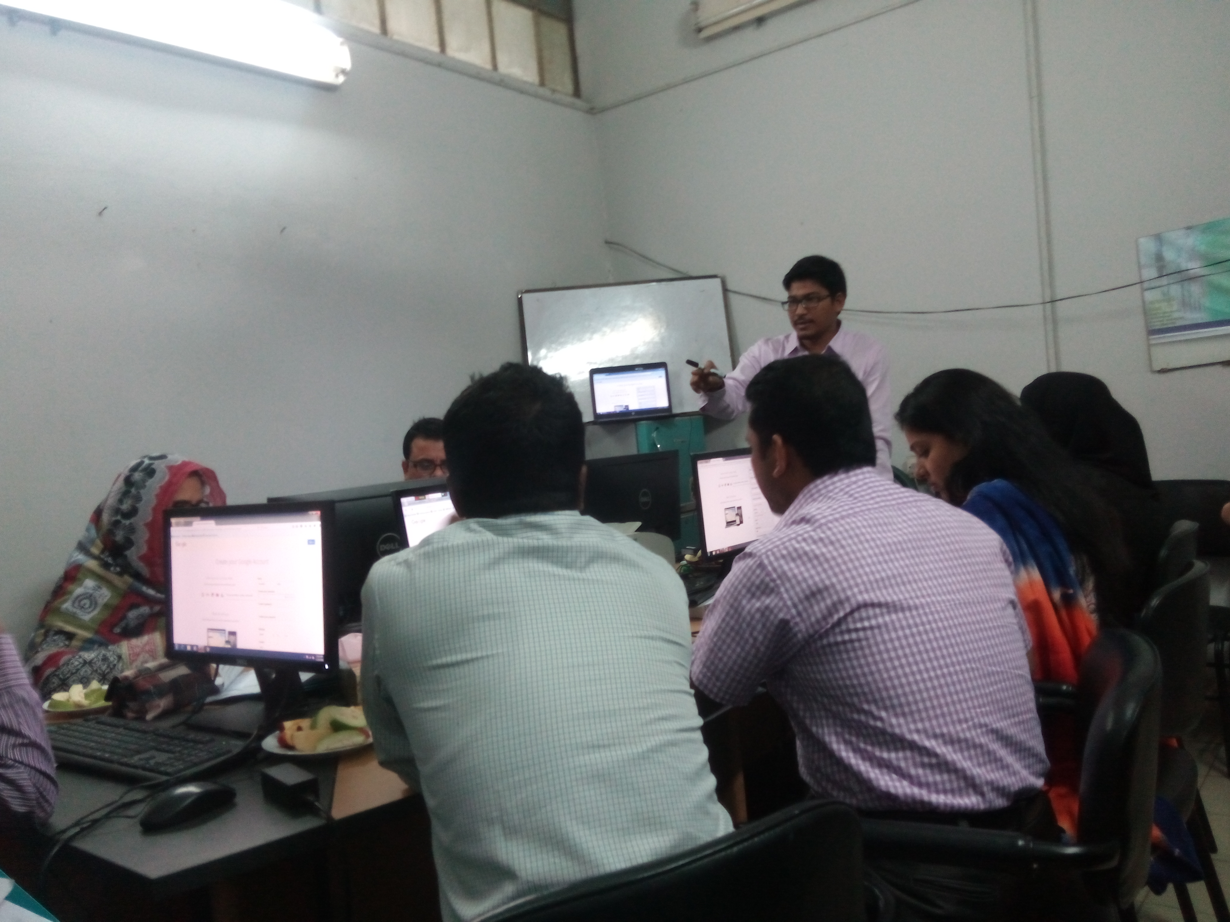 কম্পিউটার প্রশিক্ষণ ৬