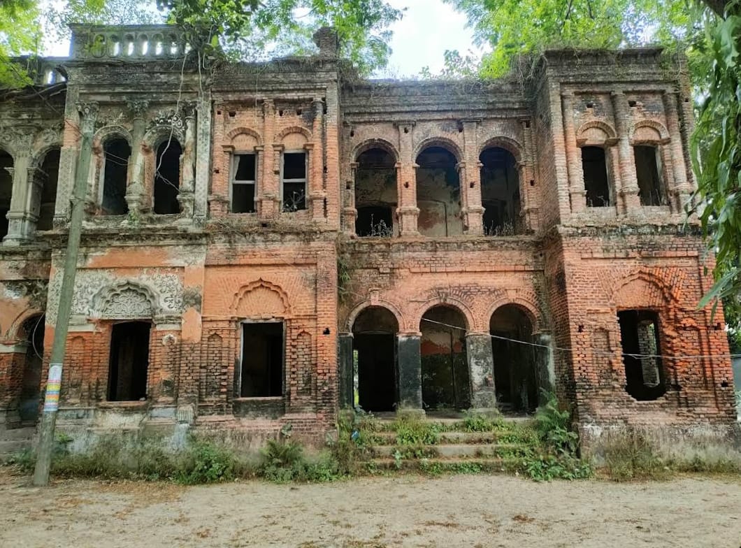 জমিদার বাড়ি