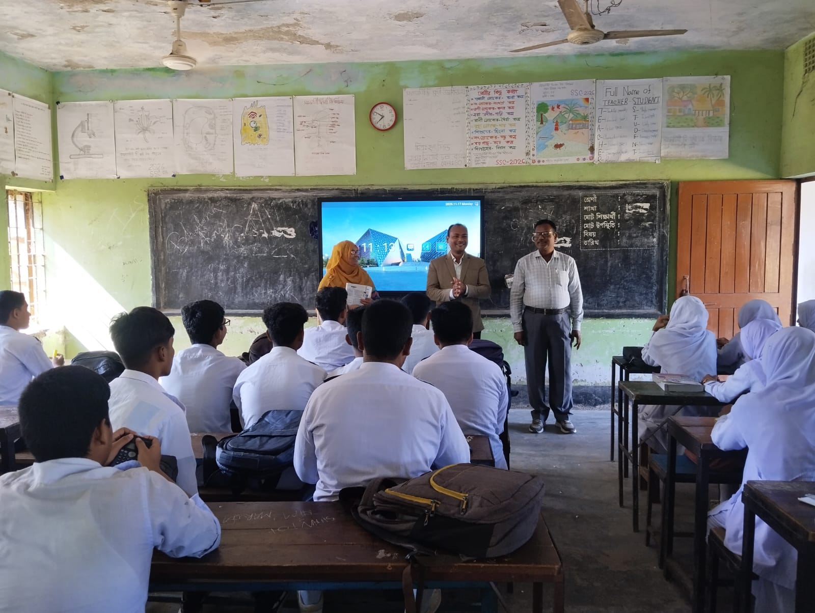 আইসিটিডি ডিজিটাল ল্যাব পরিদর্শন