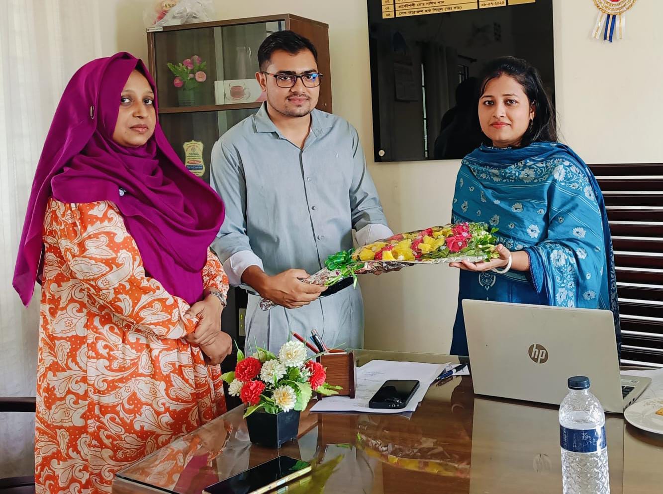 আইসিটি অফিসারকে শুভেচ্ছা