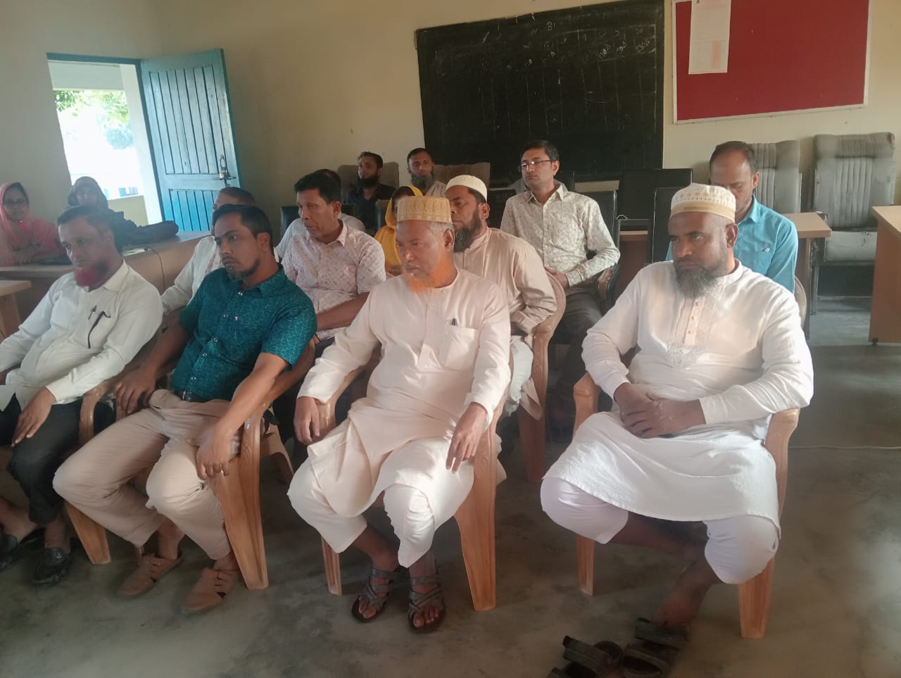 পলাশীহাটা উচ্চ বিদ্যালয় ও কলেজ