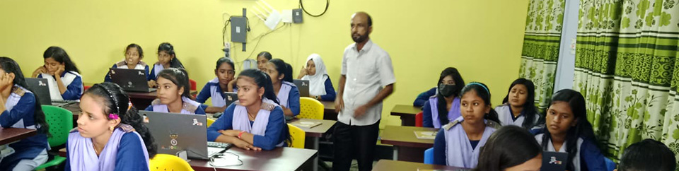 নাদোসৈয়দপুর উচ্চ বিদ্যালয় শেখ রাসেল ডিজিটাল ল্যাব ভিজিট