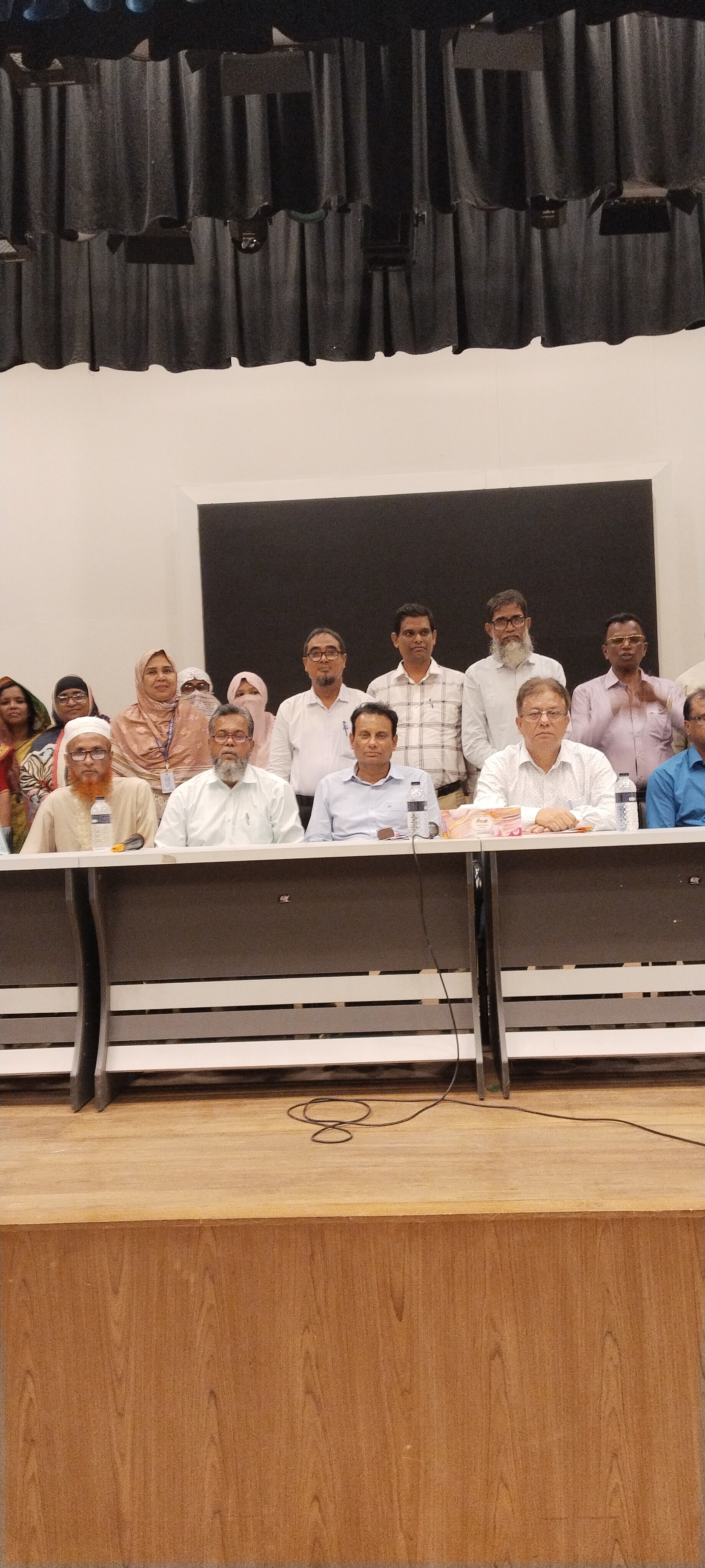 মাদারীপুর জেলার প্রাথমিক শিক্ষা সংশ্লিষ্ট অফিসারদের সমন্বয়ে মানসম্মত প্রাথমিক শিক্ষা বাস্তবায়ন সংক্রান্ত মতবিনিময় সভা