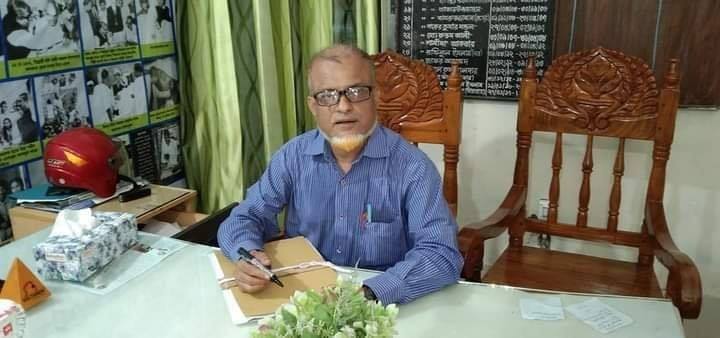 উপজেলা শিক্ষা অফিসার হিসেবে যোগদান