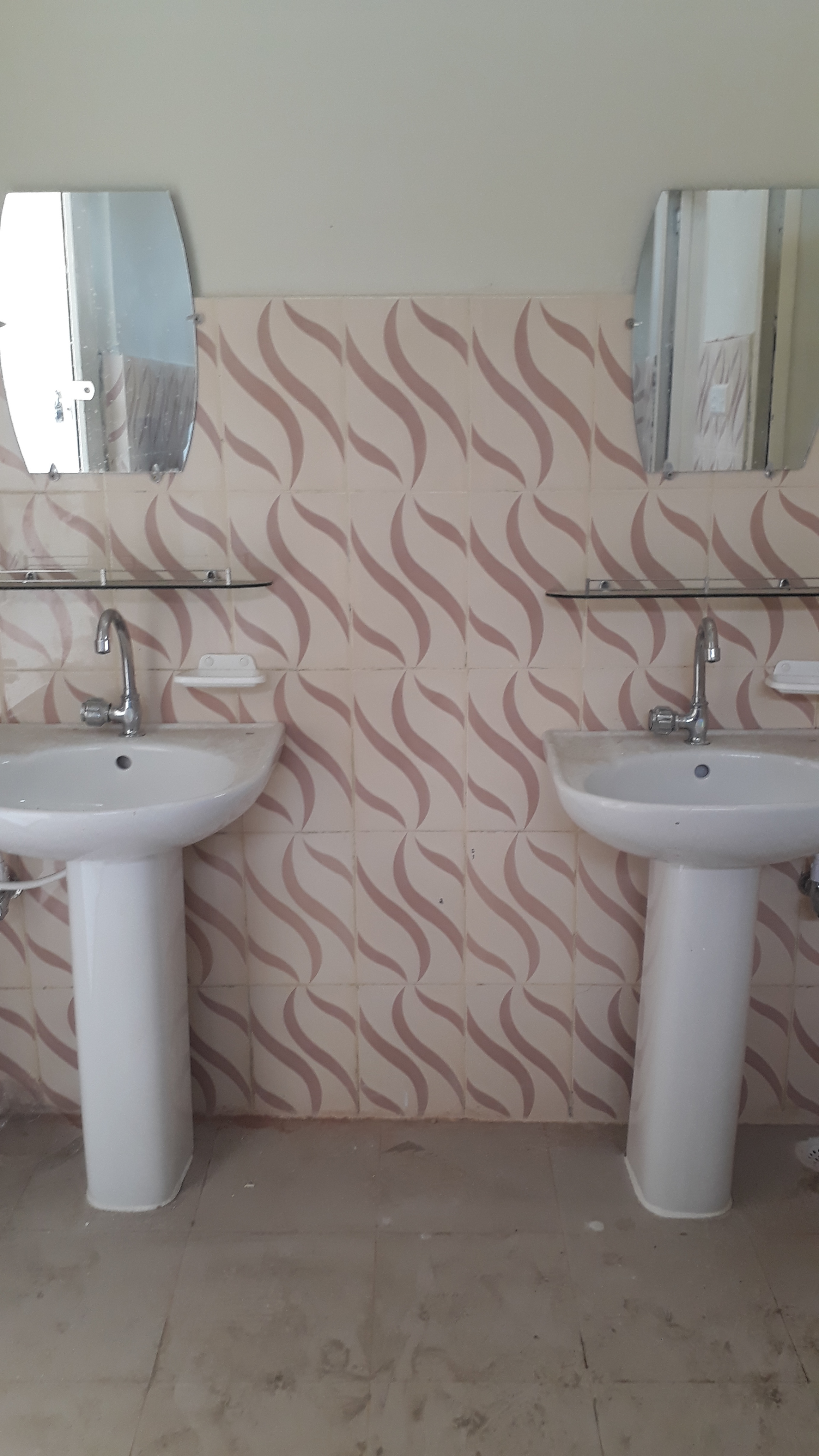 দ্বি-তলা ওয়াশ ব্লক বাশি সপ্রাবি