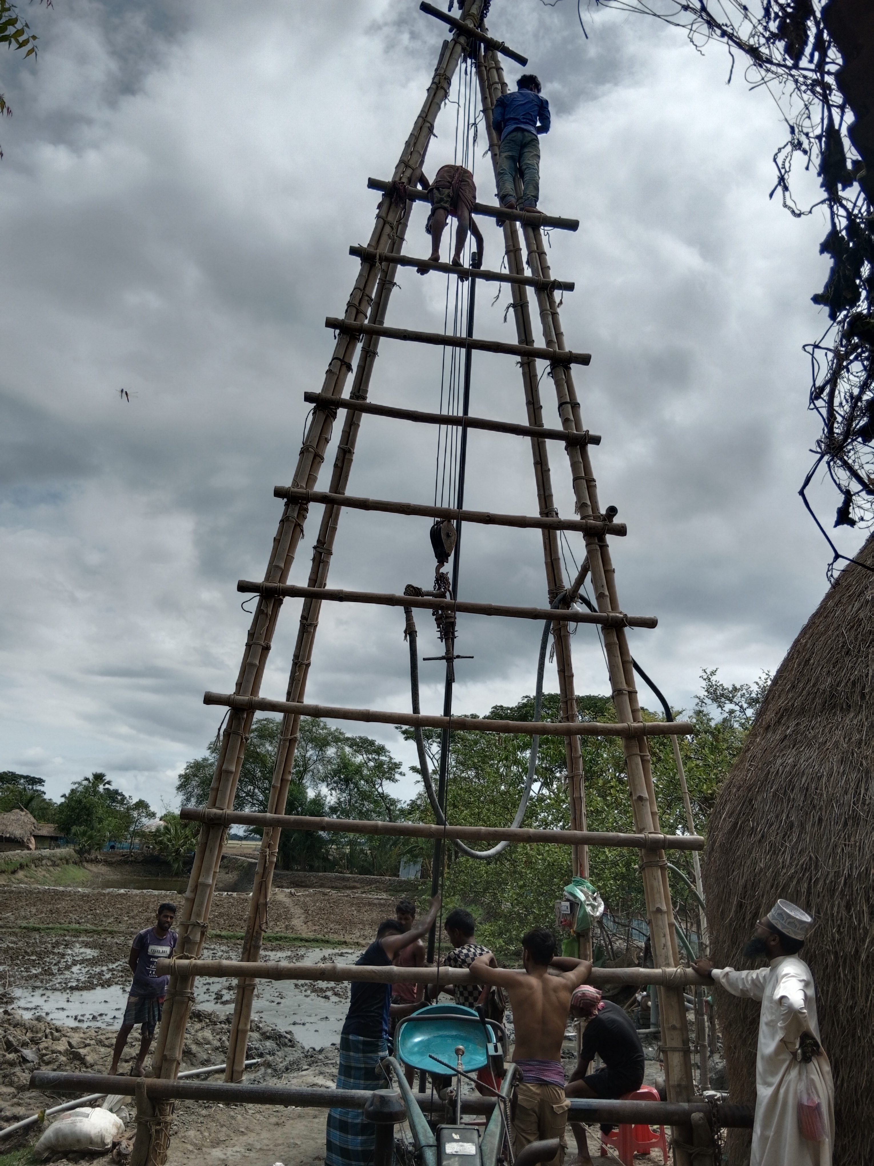 গভীর নলকূপ স্থাপন