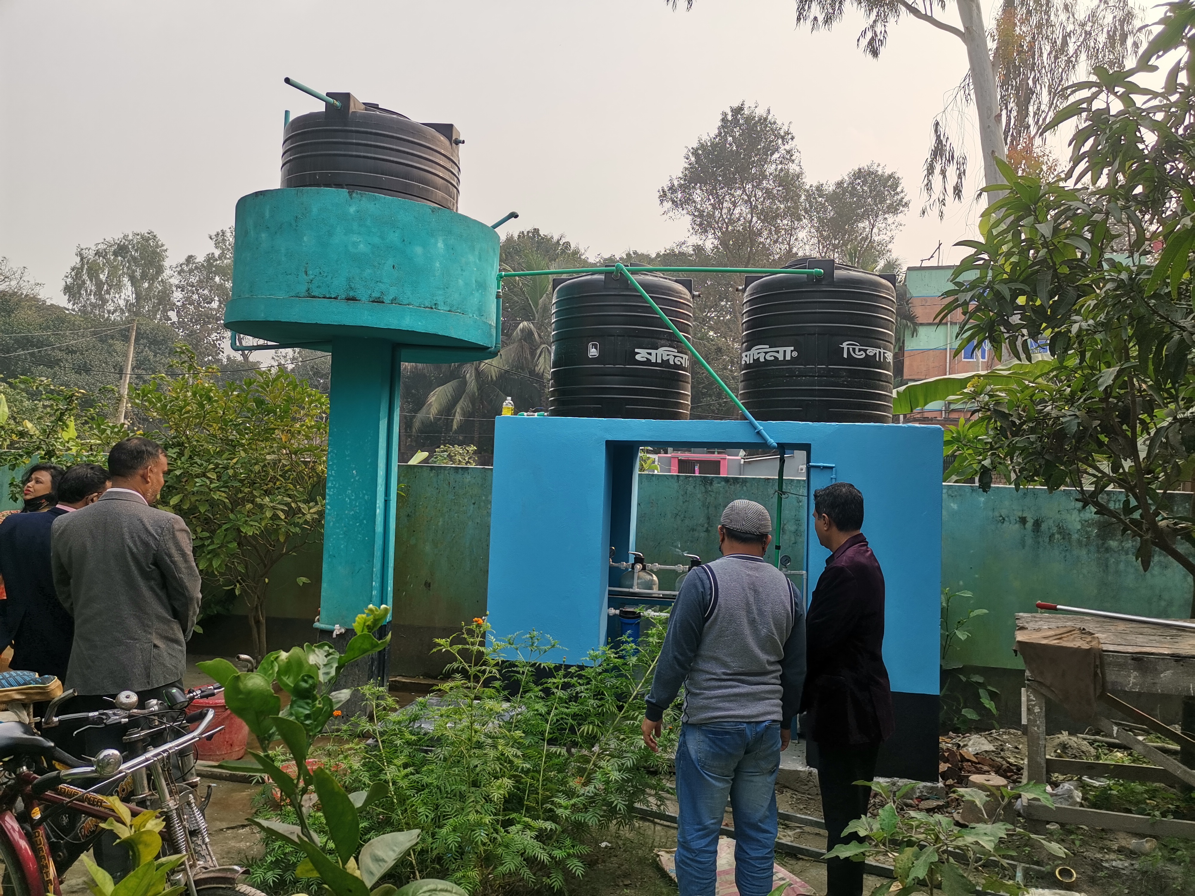 পাল্লি পানি প্রকল্পের আওতায় গভির নলকূপ