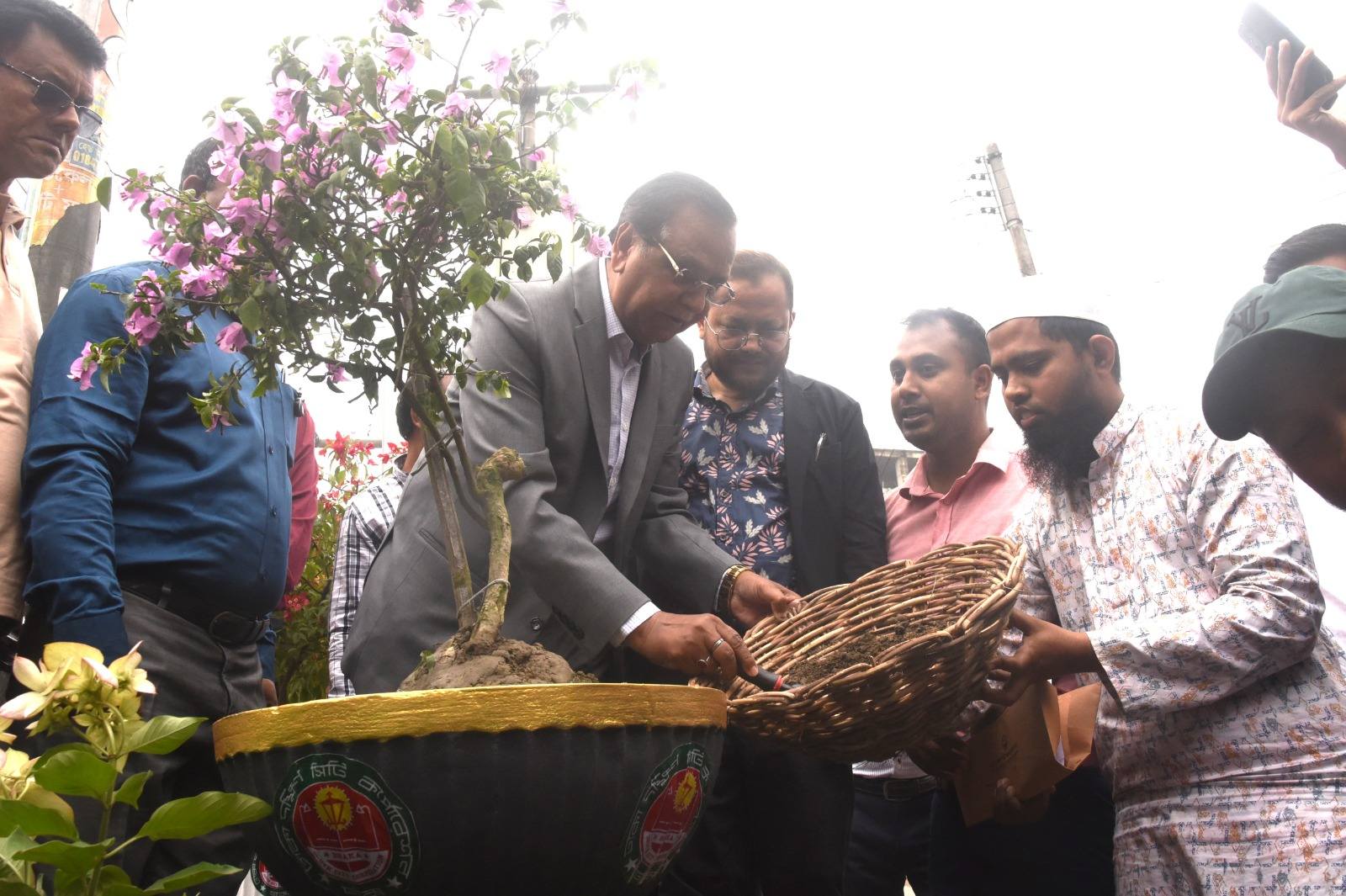 ঢাকা শহরকে নিজের আঙিনার মতো করে সাজাতে চাই: ডিএসসিসি প্রশাসক-৩০ই এপ্রিল ২০২৬
