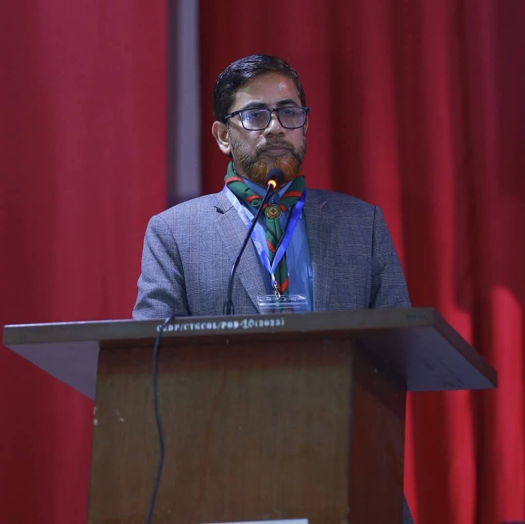 পরিচালক