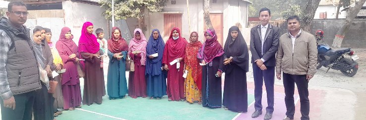 পল্লী মাতৃকেন্দ্র ঋণ বিতরণ