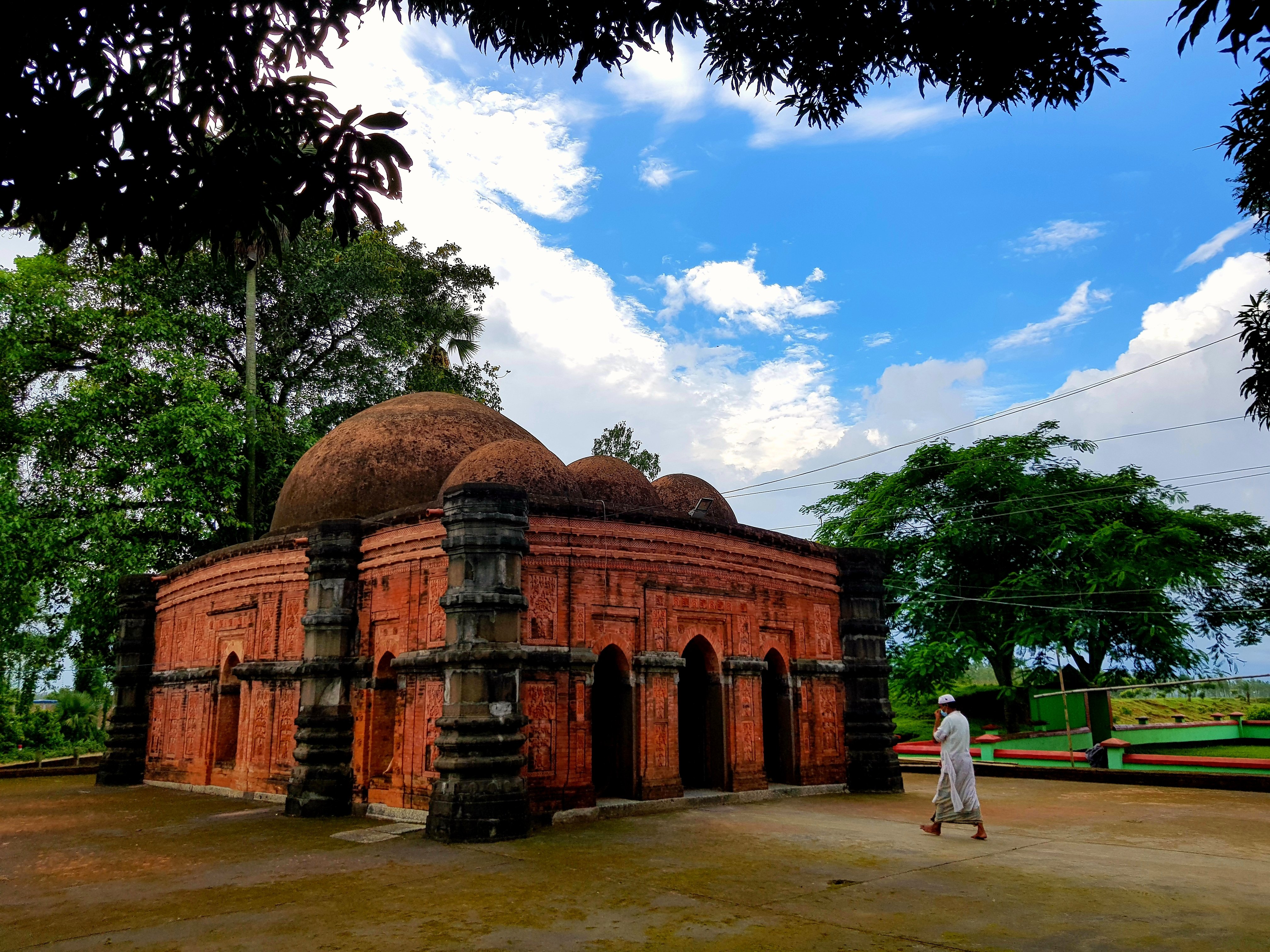 সুরা মসজিদ