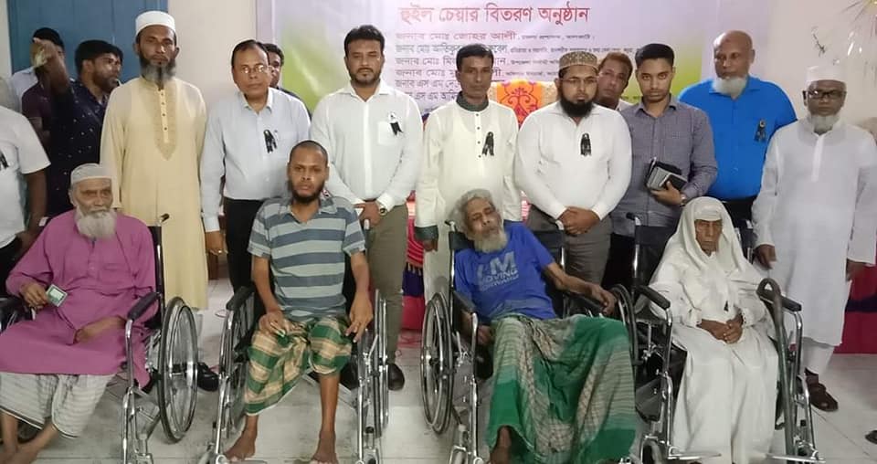 জাতীয় প্রতিবন্ধী উন্নয়ন সংস্থার পক্ষ থেকে ১০ জন প্রতিবন্ধীর মাঝে হুইল চেয়ার বিতরণ
