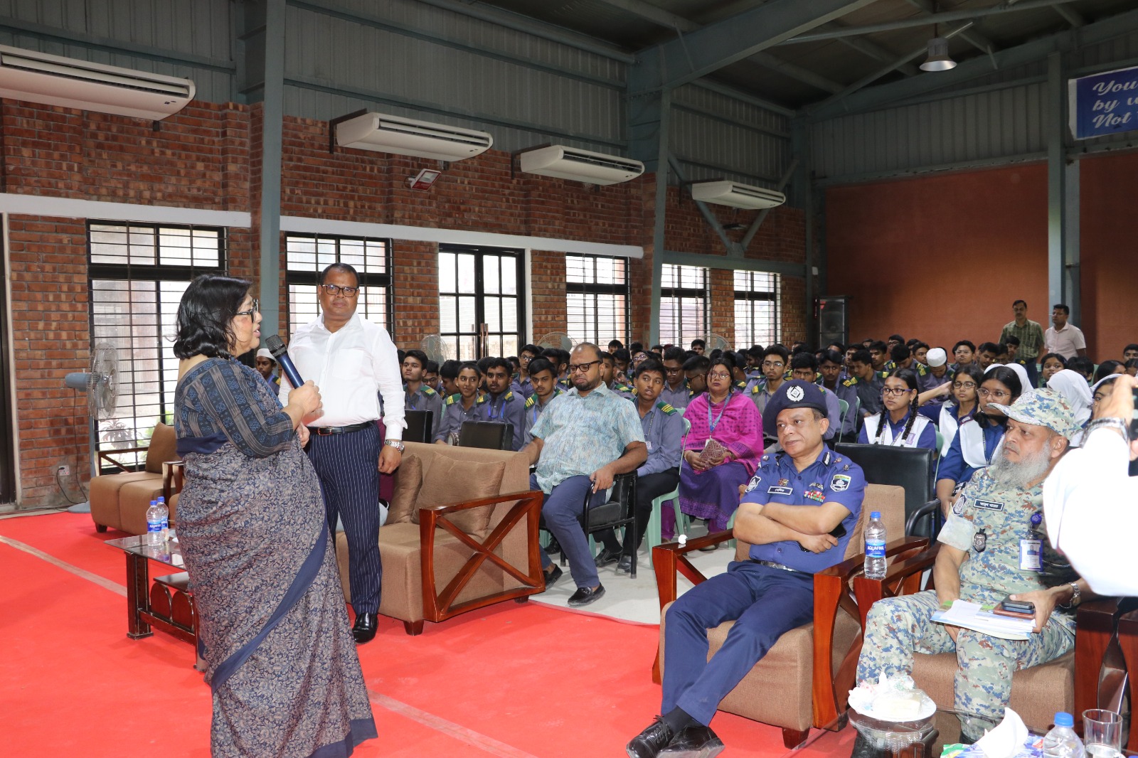 “সড়ক নিরাপত্তা ও ট্রাফিক আইন বিষয়ে সচেতনতা বৃদ্ধি” শীর্ষক দিনব্যাপী কর্মশালা