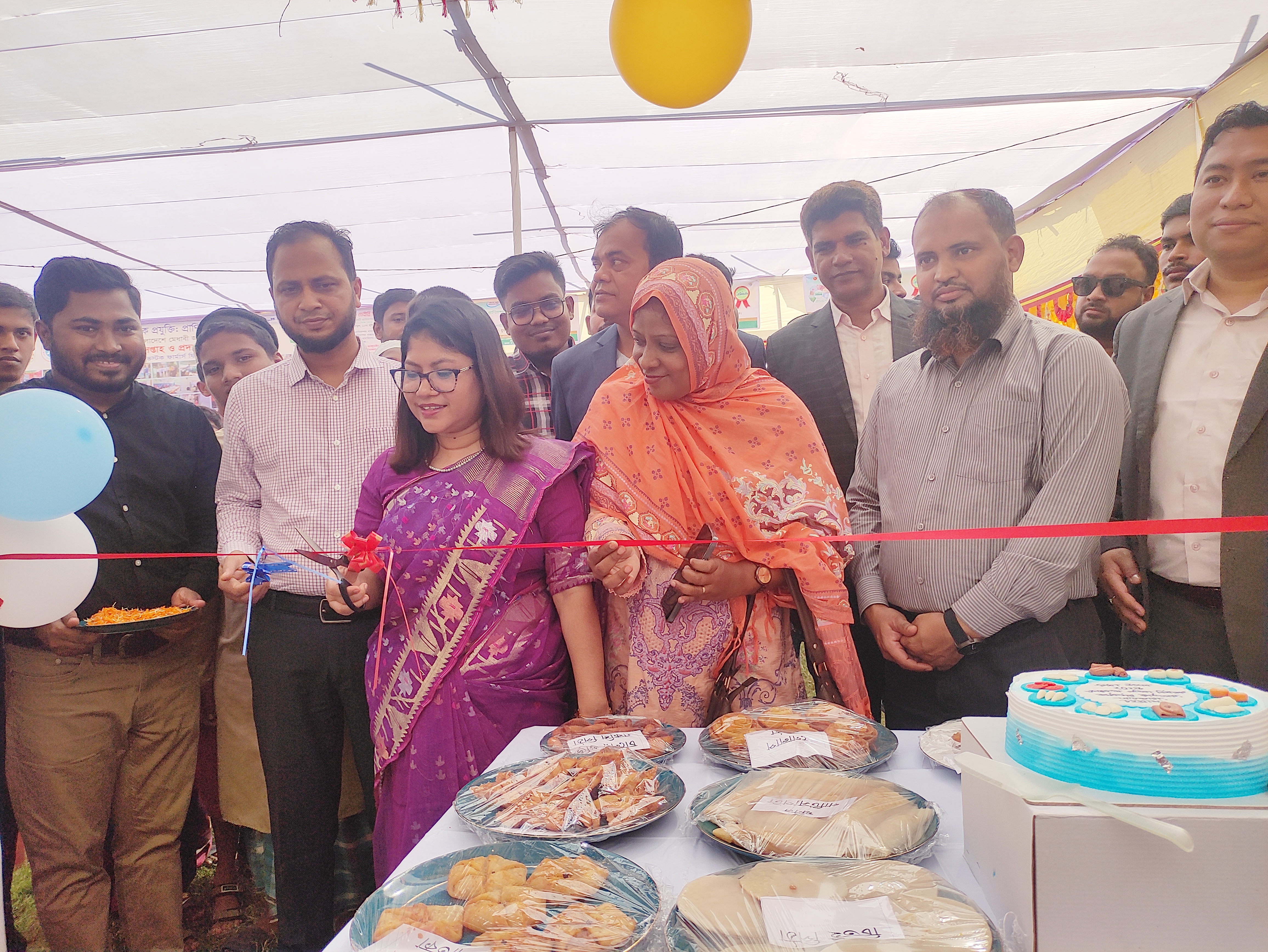 তারুণ্যের পিঠা উৎসব