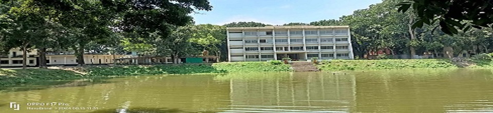 উপজেলা কমপ্লেক্স ভবন ও পুকুর