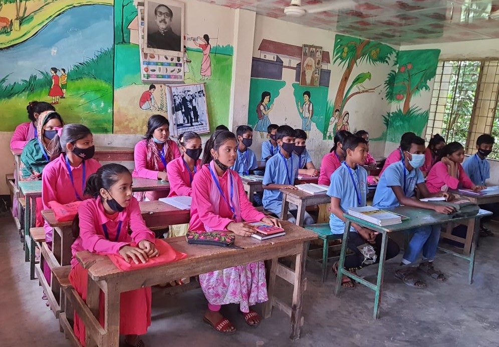 কিশোর-কিশোরী ক্লাব