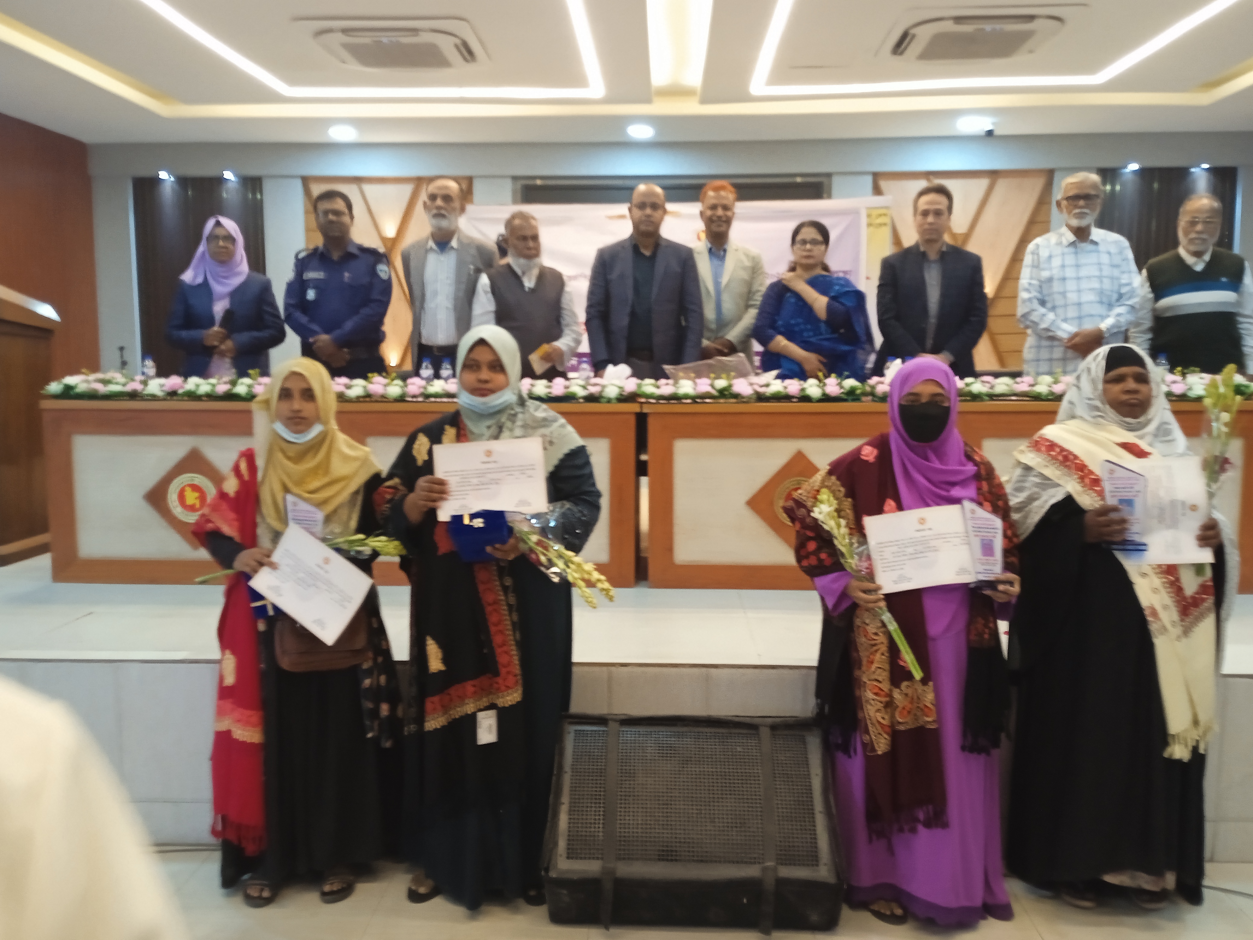 আন্তর্জাতিক নারী নির্যাতন প্রতিরোধ পক্ষ ও বেগম রোকেয়া দিবস /২০২৫