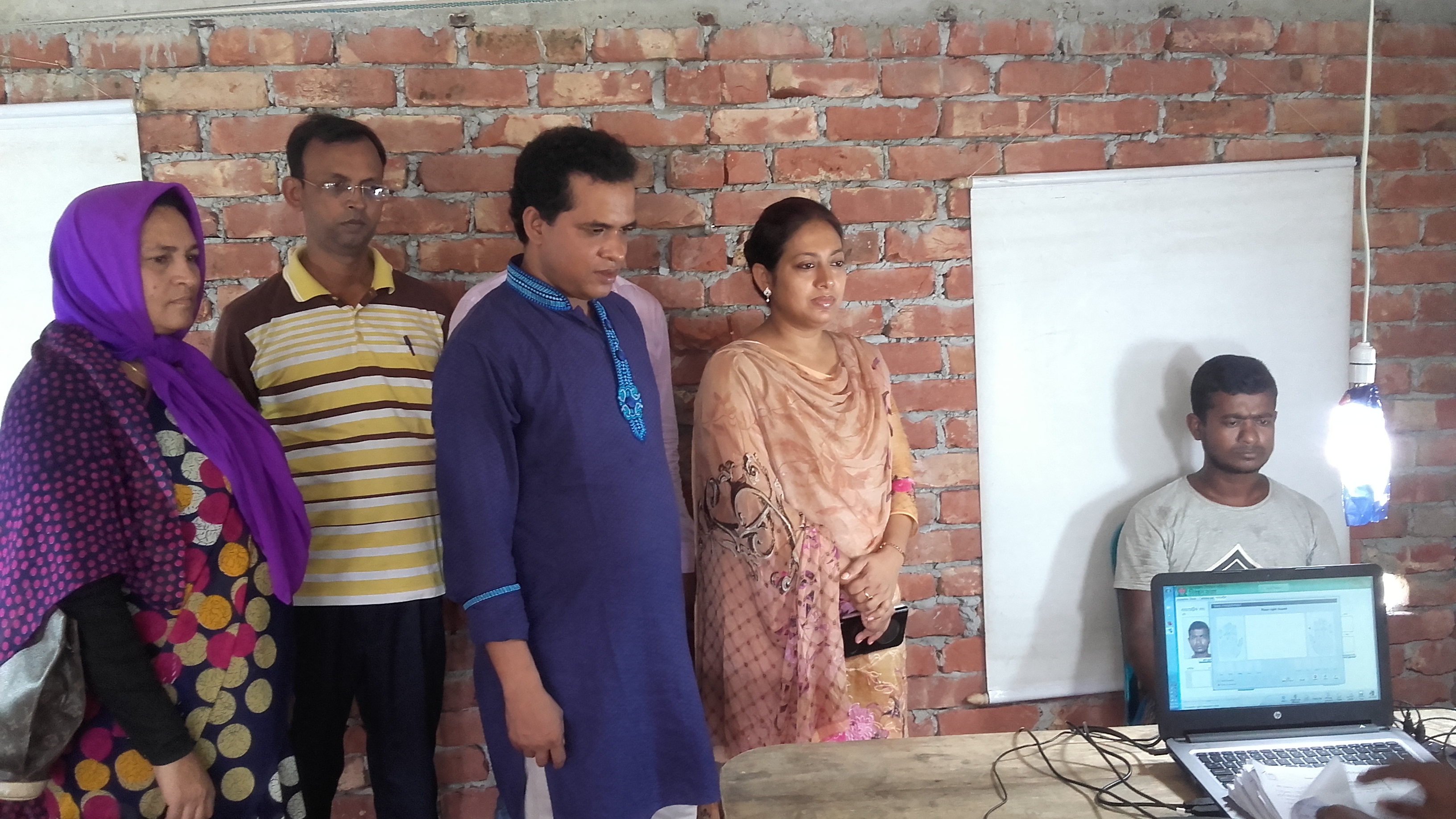 ফটো গ্যালারি