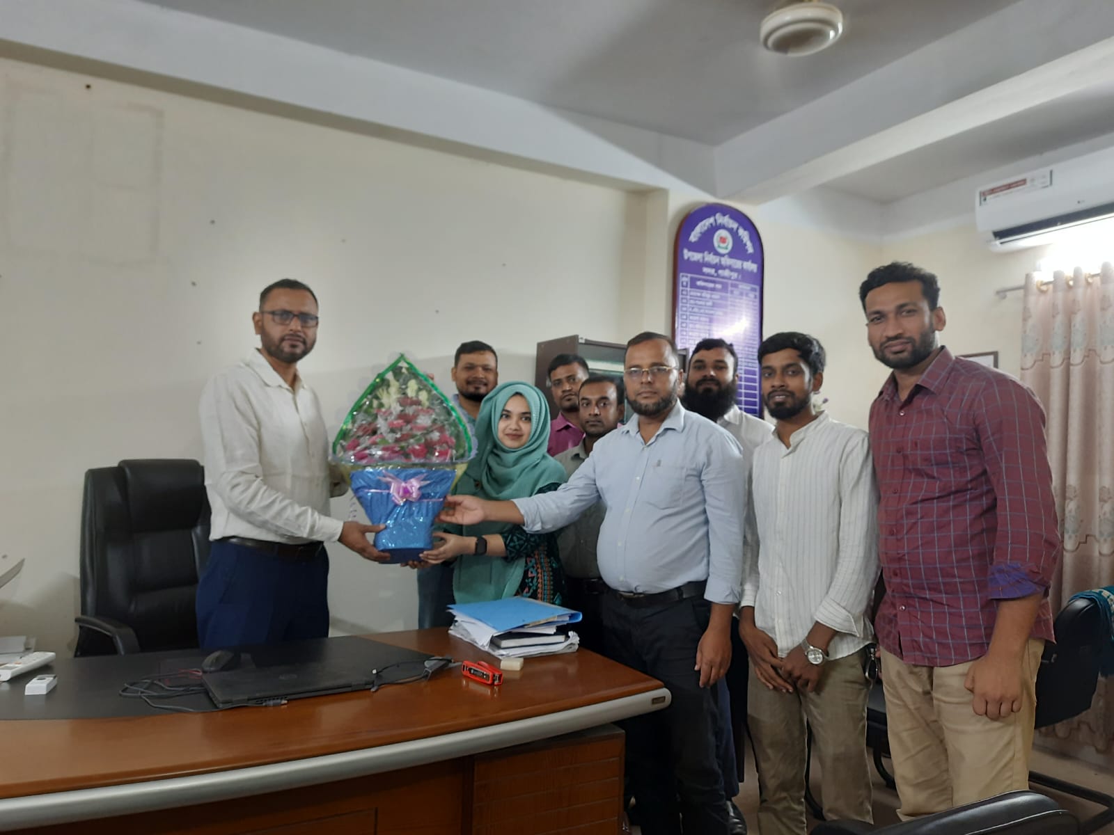 ফটোগ্যলারি