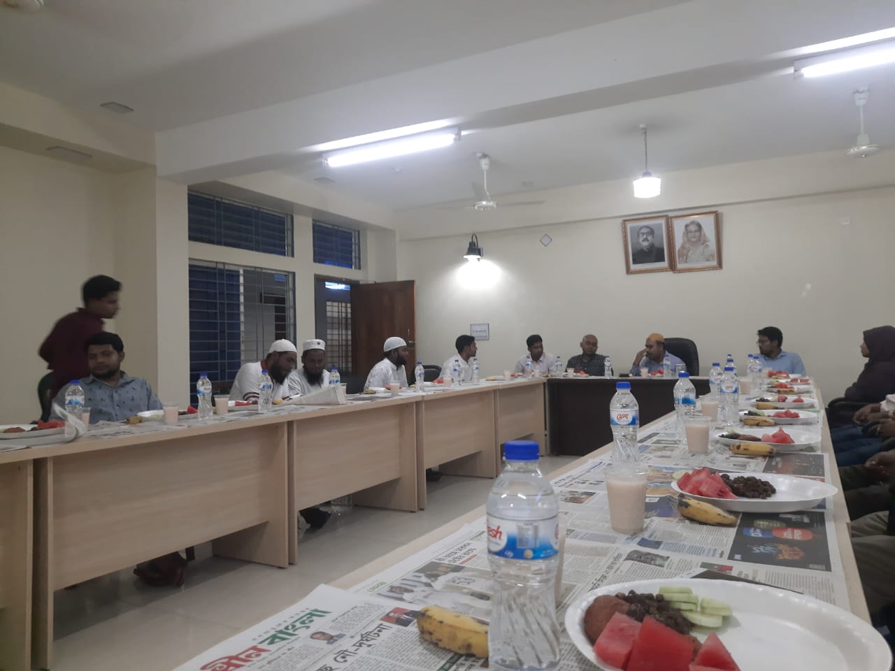 ইফতার পার্টি