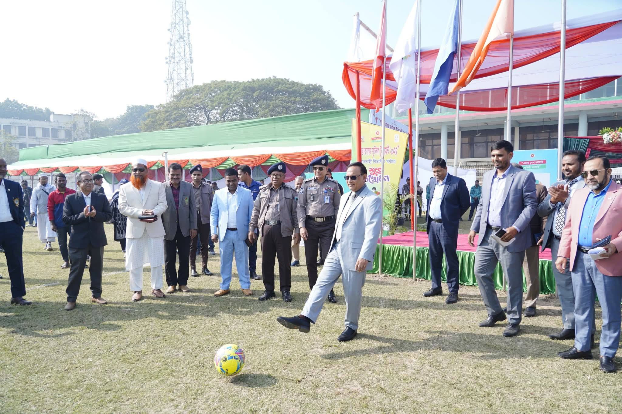ফুটবল খেলার উদ্বোধনে মাননীয় প্রশাসক
