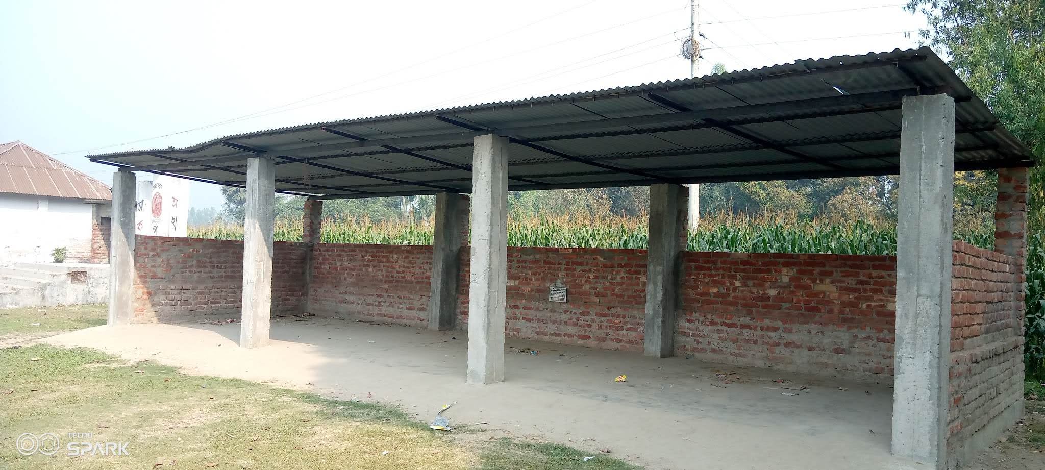 সহষপুর উচ্চ বিদ্যালয়ের সাইকেল স্ট্যান্ড