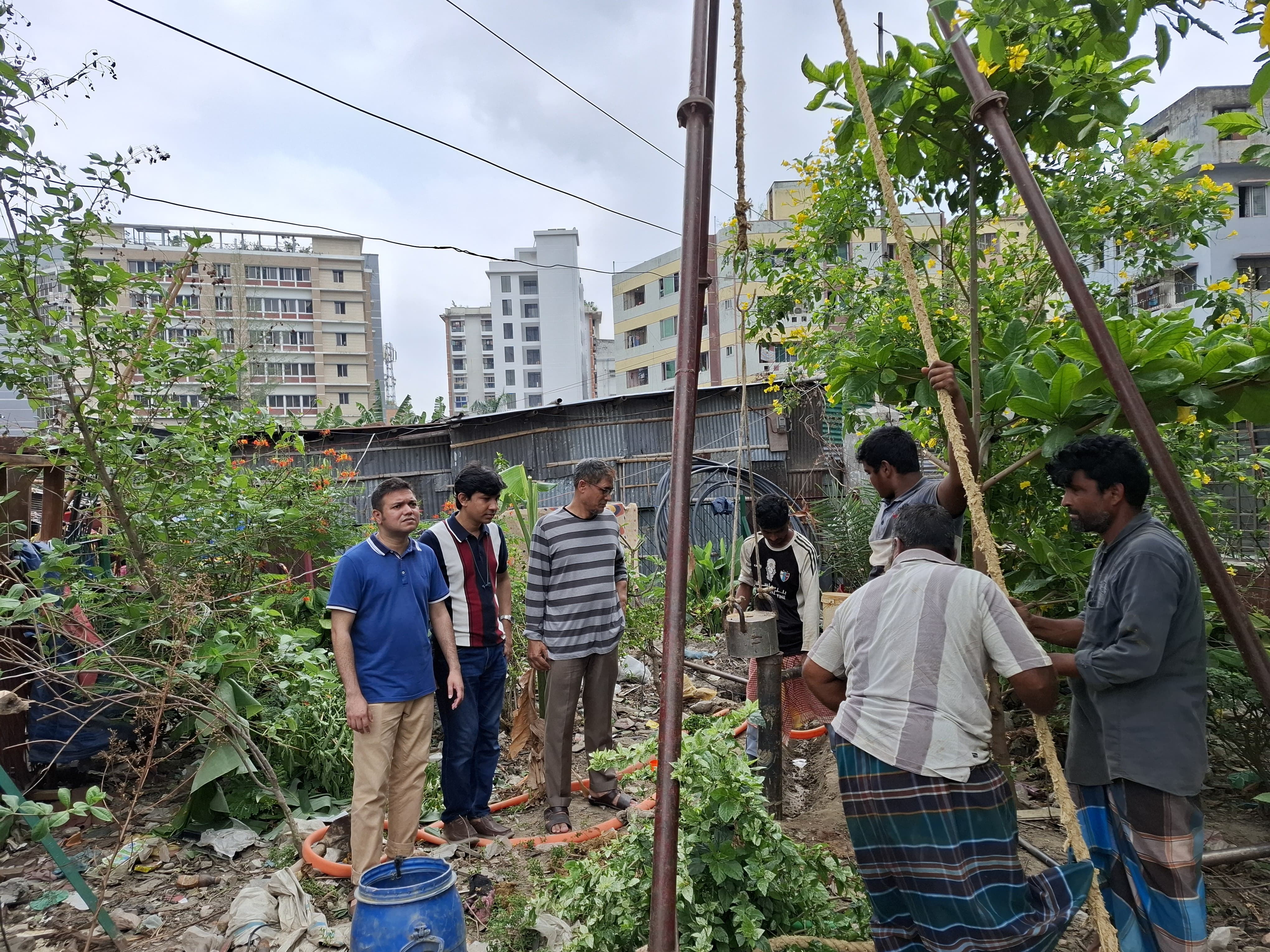 আগারগাঁওয়ে অবস্থিত বিস্ফোরক পরিদপ্তরের জায়গায় প্রস্তাবিত অফিস ভবন নির্মাণের লক্ষ্যে Soil Test ২৫/০৪/২০২৫ তারিখ শুরু হলো।