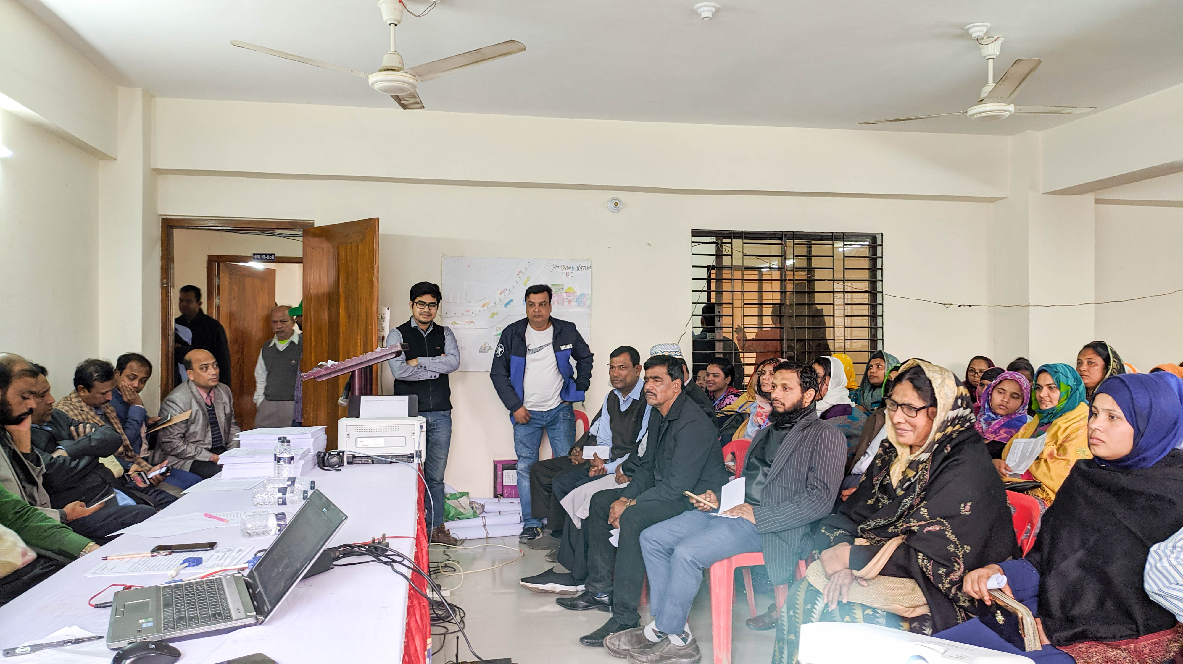 ডিজিটাল পদ্ধতিতে পৌর সেবা প্রদান বিষয়ে অবহিতকরণ সভা।