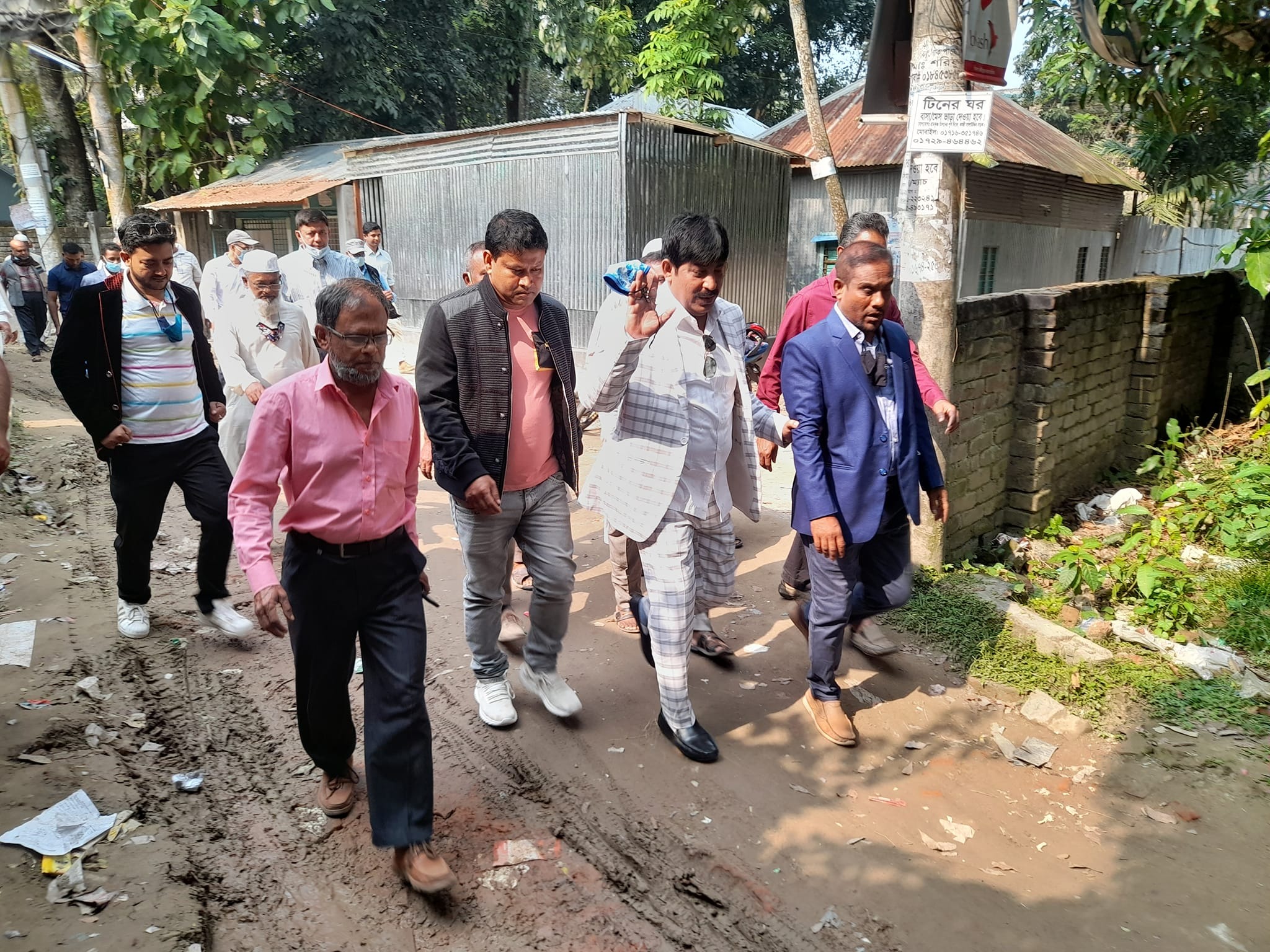 বীর মুক্তিযোদ্ধা শহীদ কাজী সালাউদ্দিন সড়ক আর সি সি দাড়া উন্নয়ন শুভ উদ্বোধন