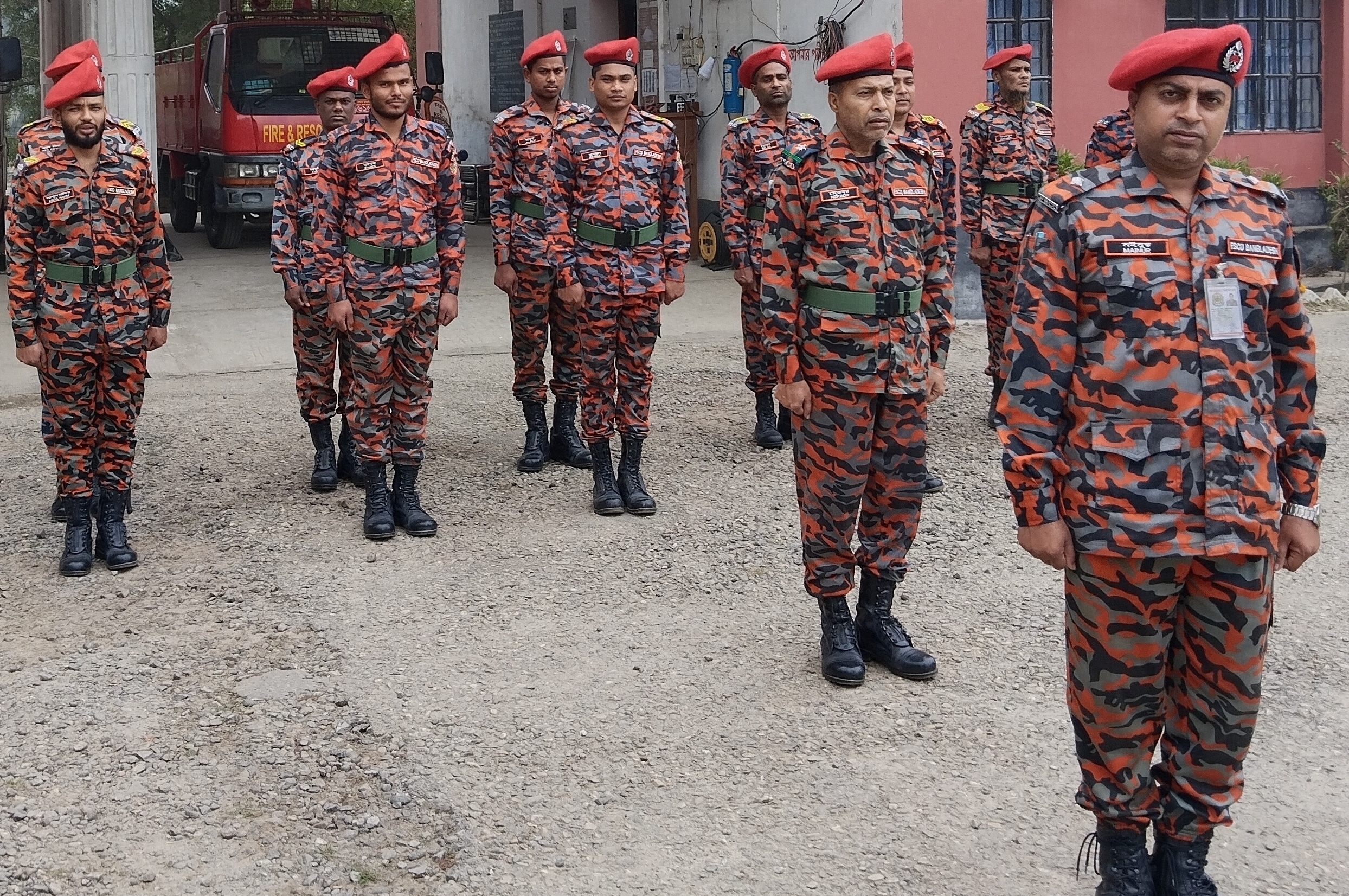 স্টাফের ছবি