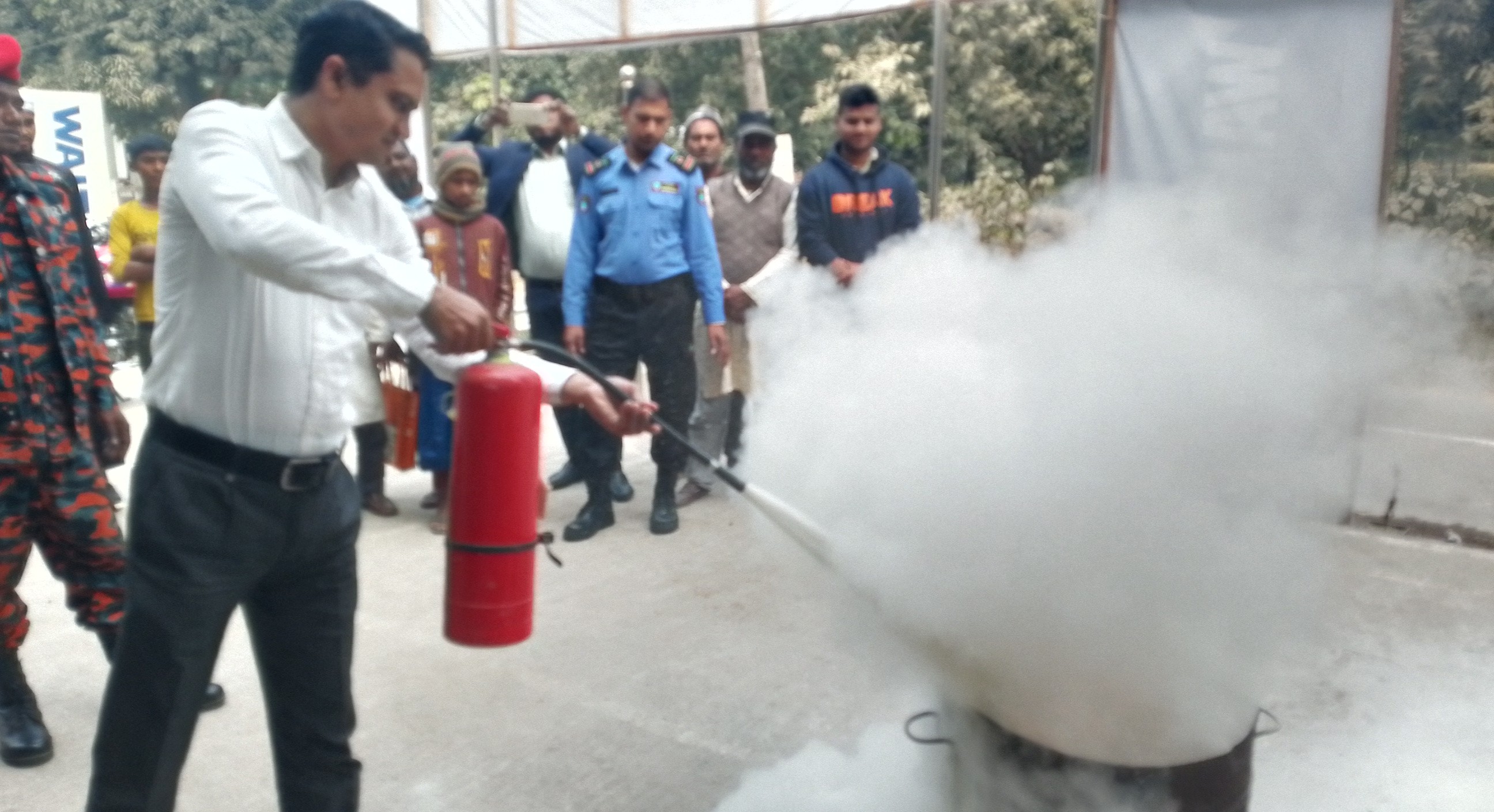 ভোলাহাট এন আর বিসি ব্যাংক মহড়া