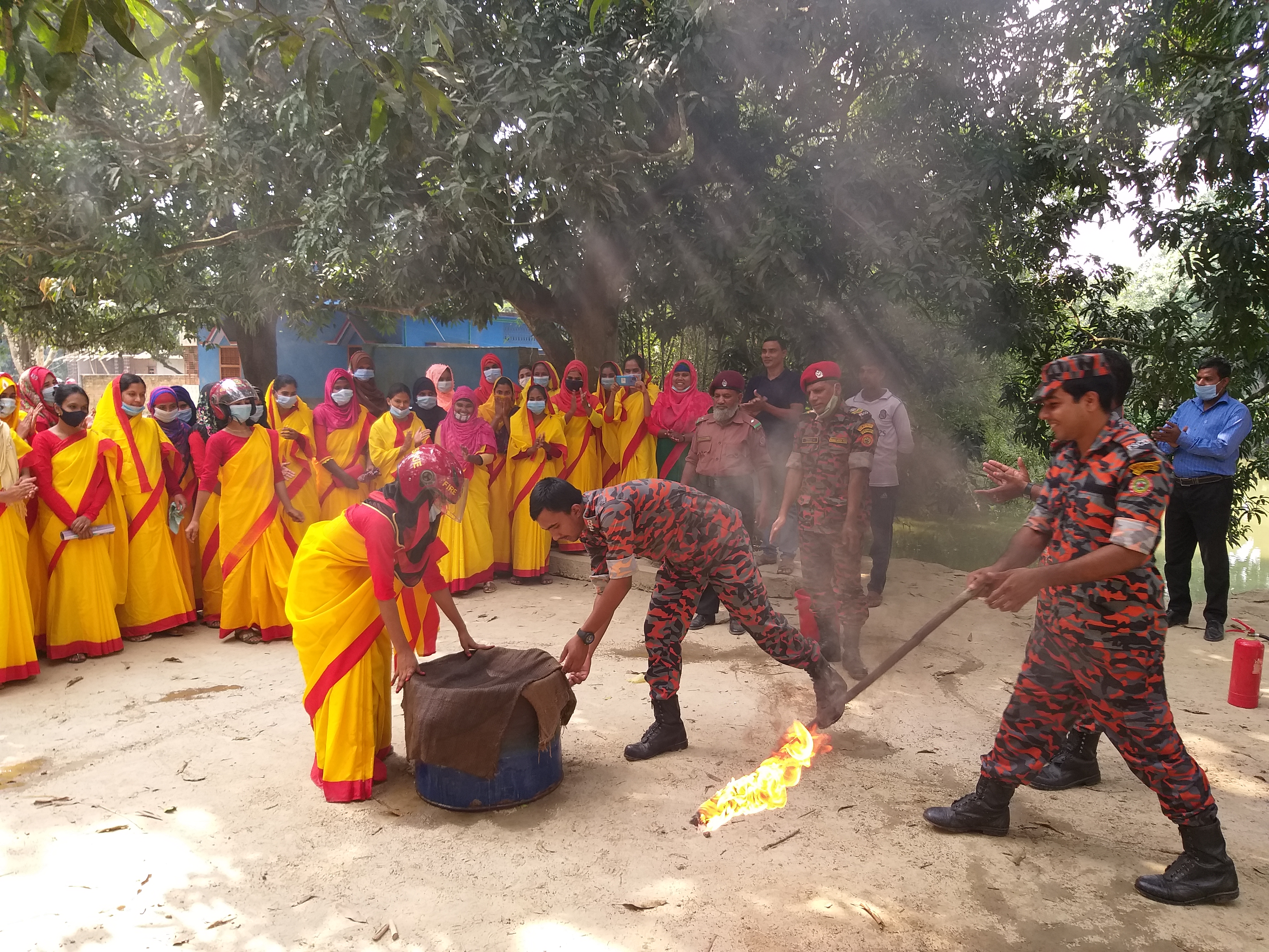 ভোলাহাট আনসার বিডিবি মহড়া