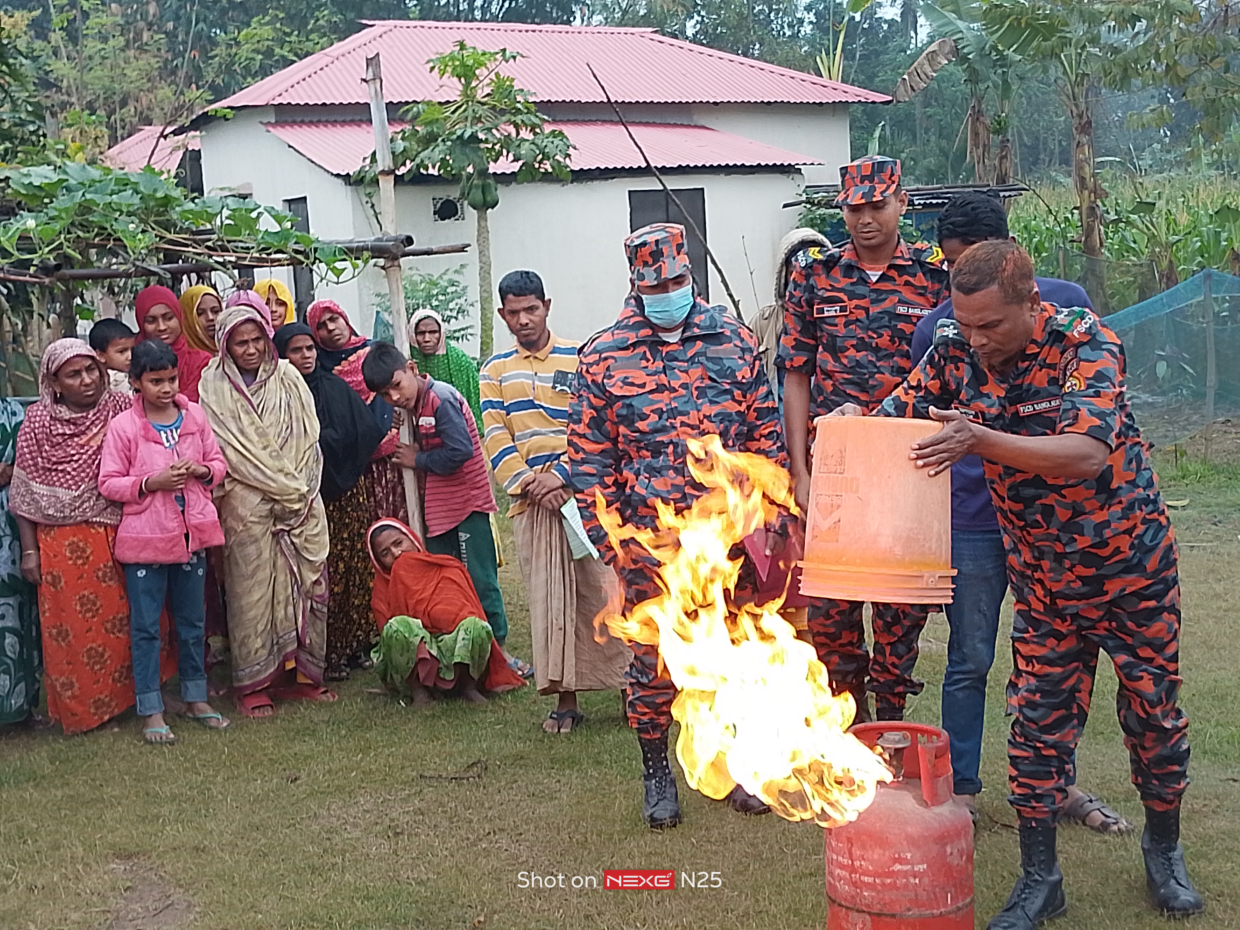 প্রতিষ্ঠানের ছবি