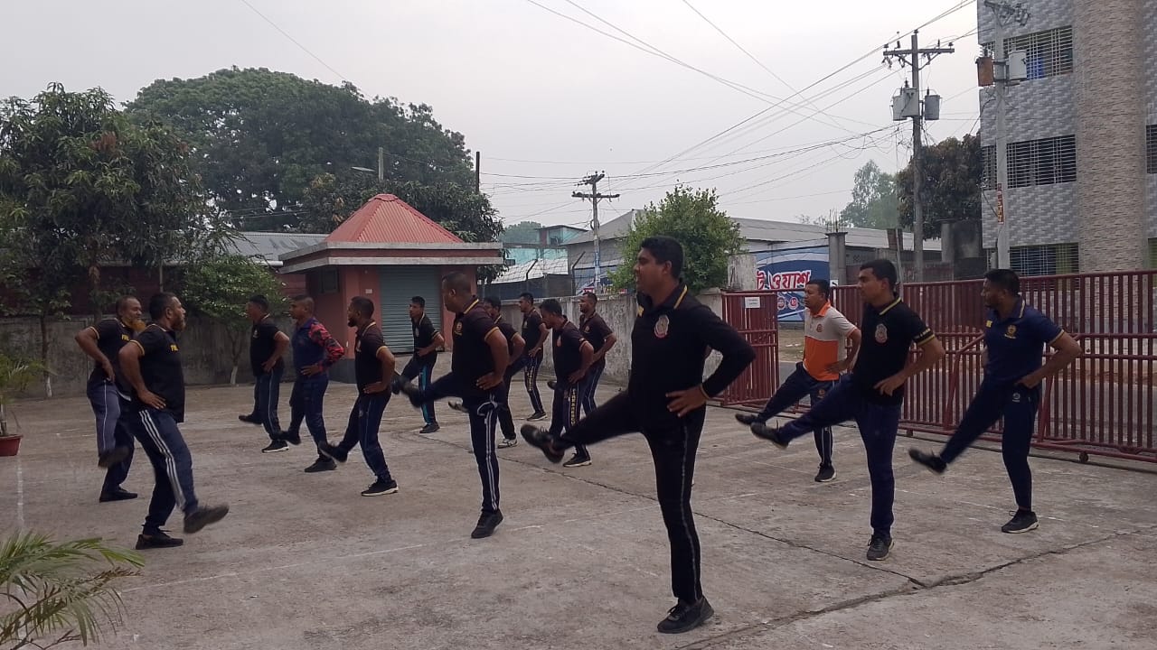 দৈনিক শরীরচর্চা করার স্থির চিত্র