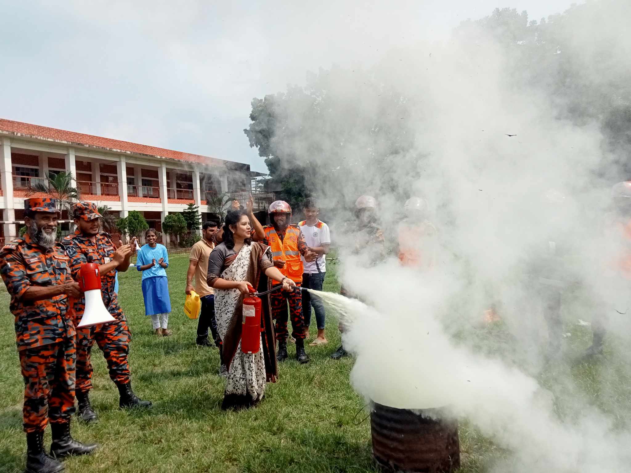 মনোহরদী সরকারি পাইলট মডেল উচ্চ বিদ্যালয়