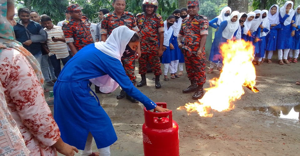 ব্যানার-6