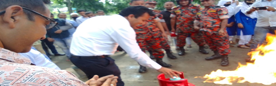 ব্যানার-4