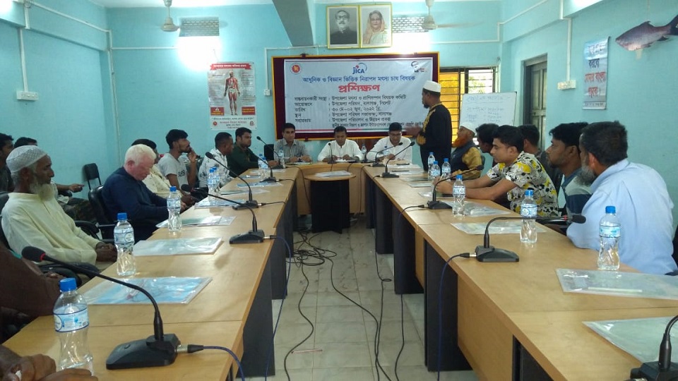 ৩০/০৫/২০২২ খ্রিঃ তারিখে অনুষ্টিত জাইকা প্রকল্পের আওতায় প্রশিক্ষণে উপস্থিত ছিলেন সিনিয়র উপজেলা মৎস্য কর্মকর্তা, ভাইস চেয়ারম্যান, উপজেলা পরিষদ, বালাগঞ্জ, সিলেট ও মৎস্য চাষীবৃন্দ।