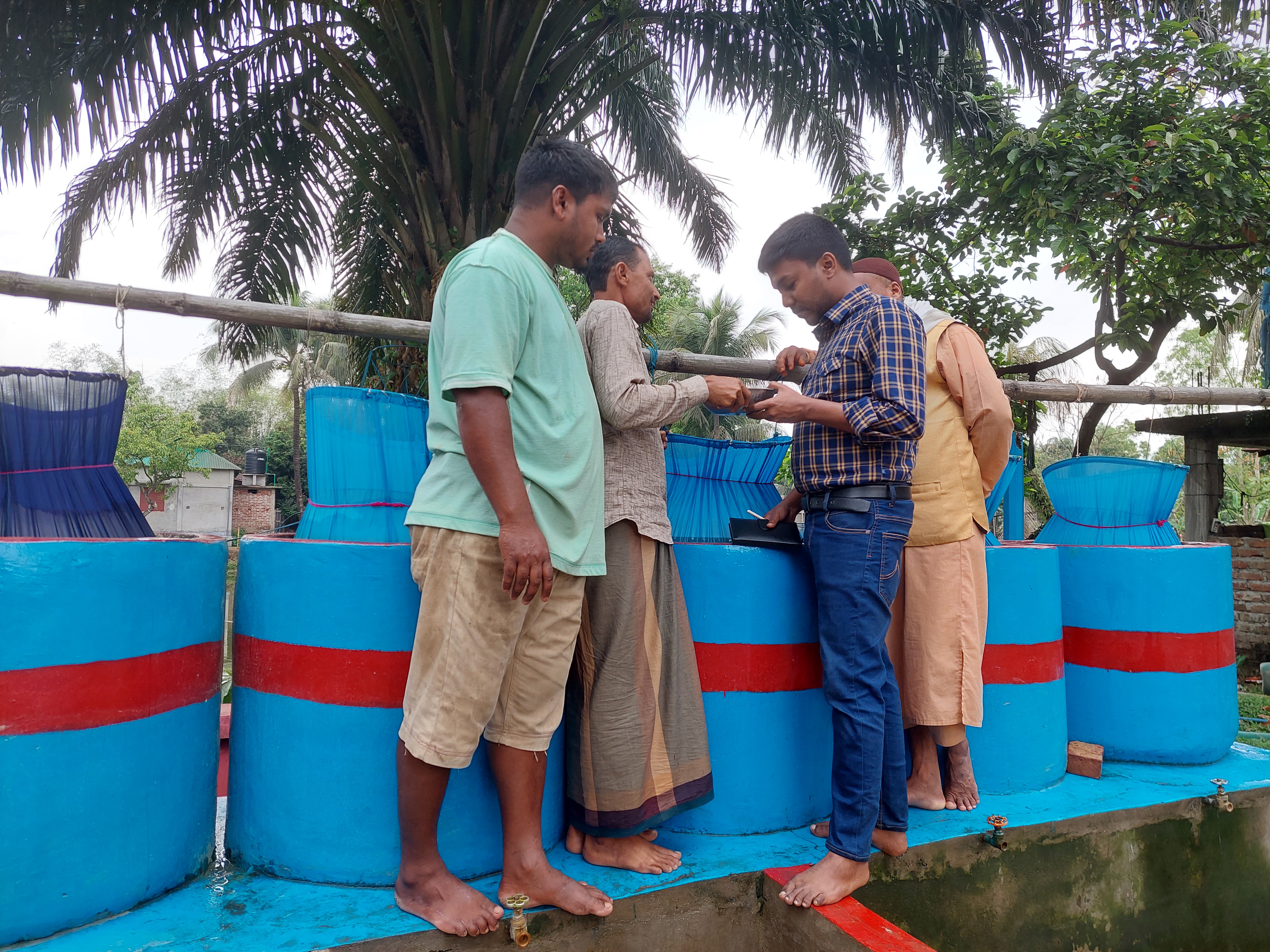 হ্যাচারী পরিদর্শন