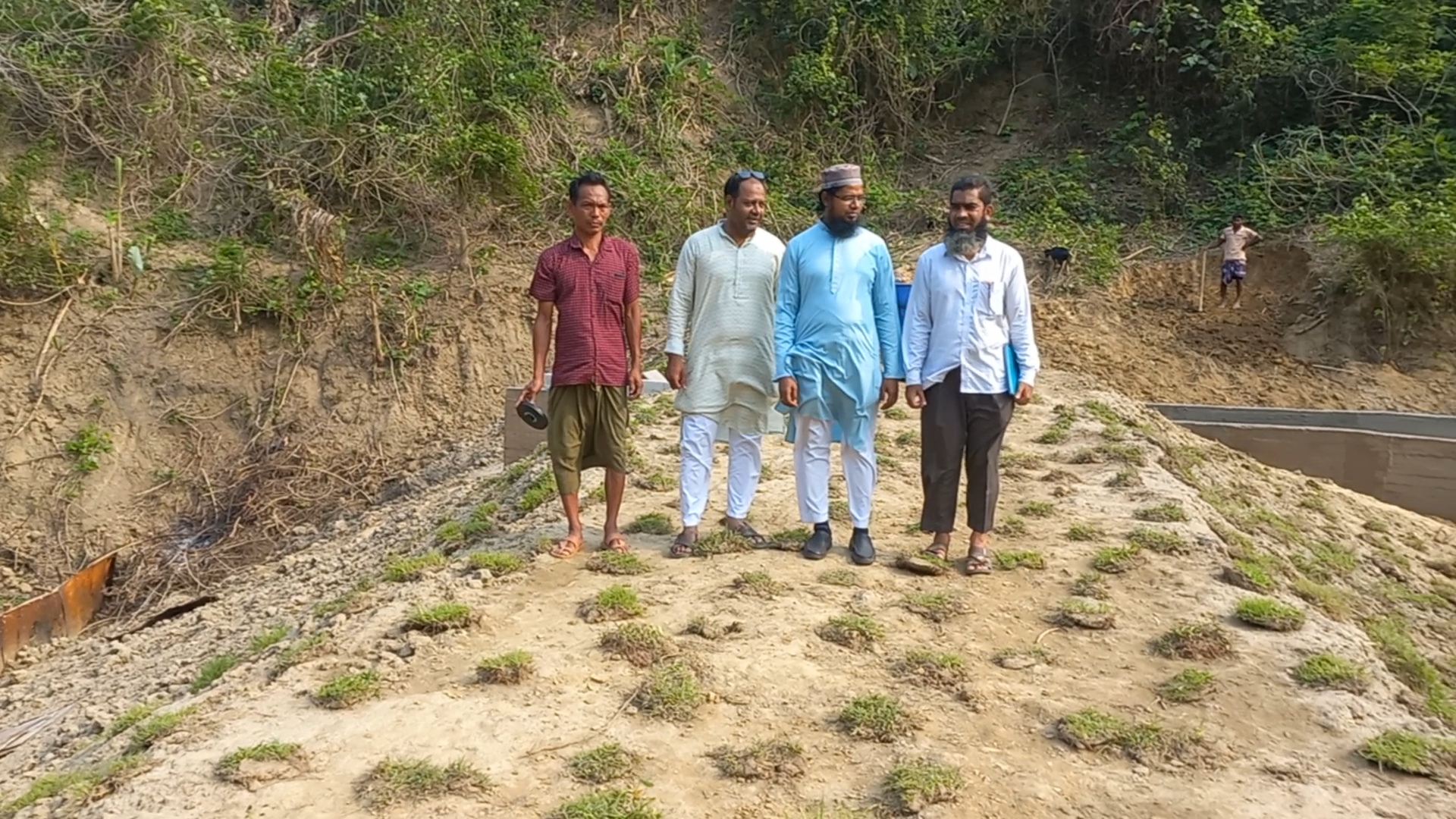 অমলকান্তি তঞ্চঙ্গ্যার ক্রিক ২০২৩-২৪(ক্রিক উন্নয়নের পরের ছবি)