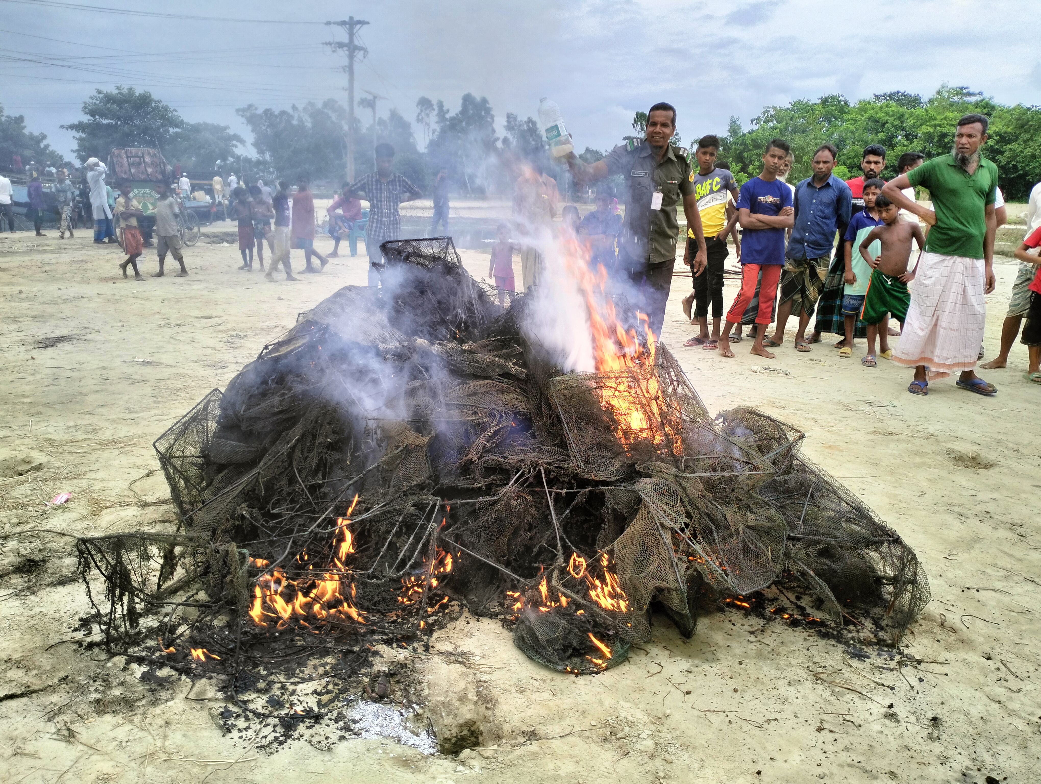 মোবাইল কোর্ট পরিচালনা